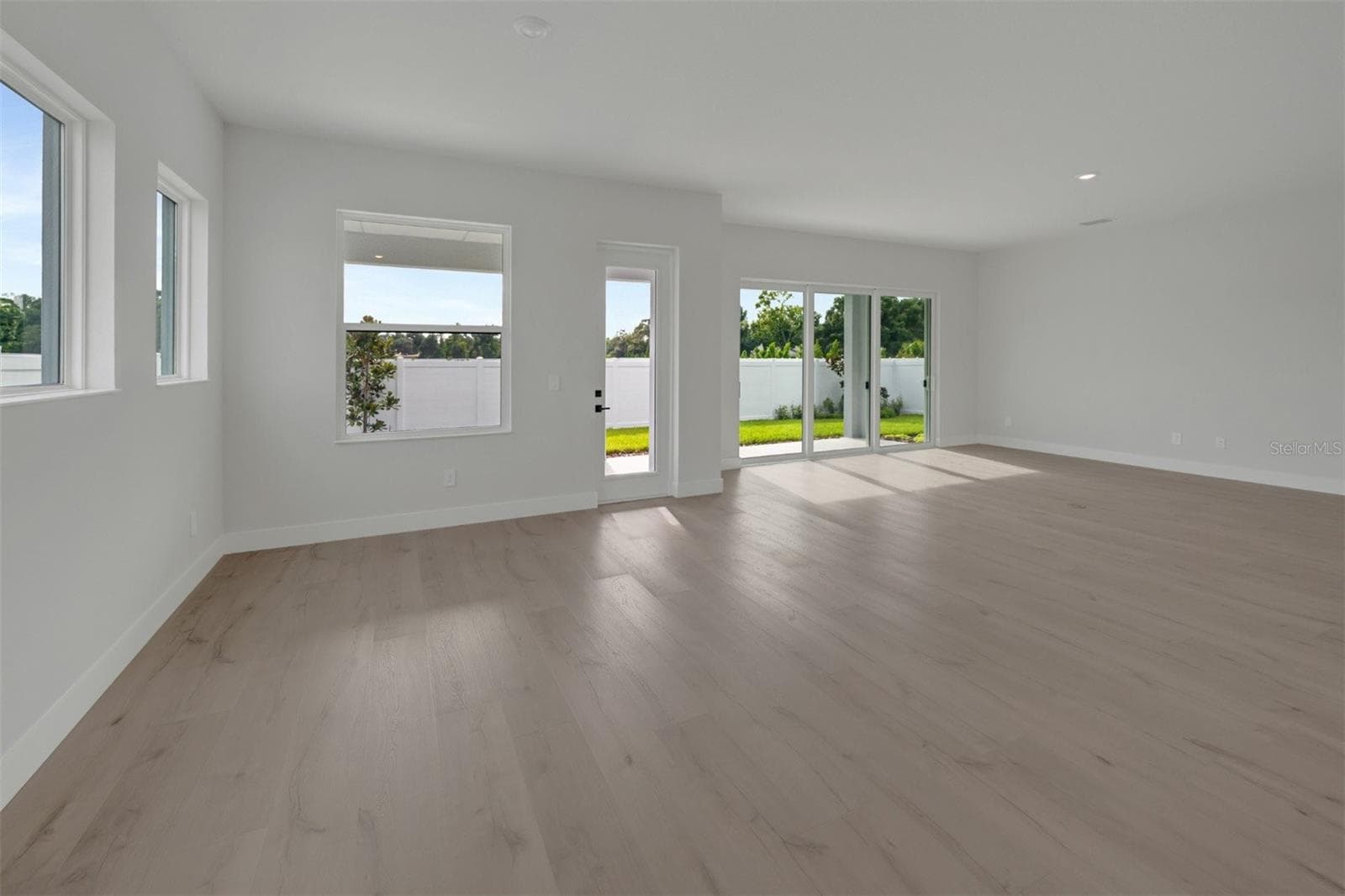 Family Room - 6823 HERON MEADOW DR, SARASOTA