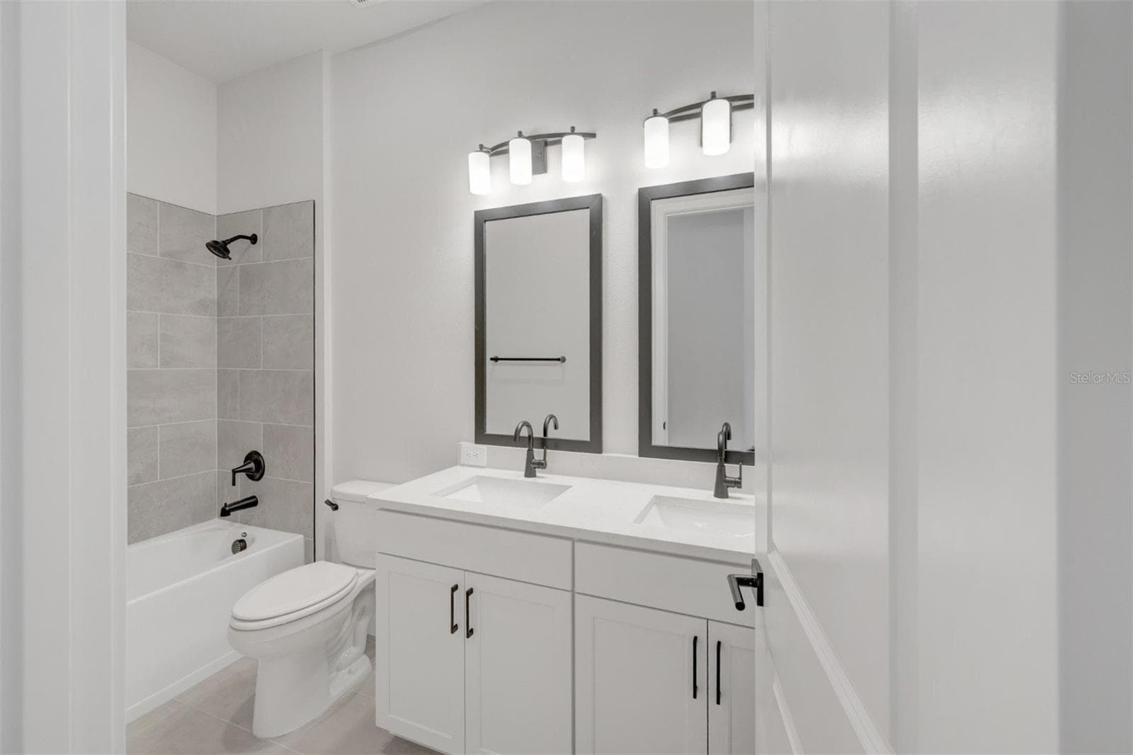 Bathroom Two - 6823 HERON MEADOW DR, SARASOTA