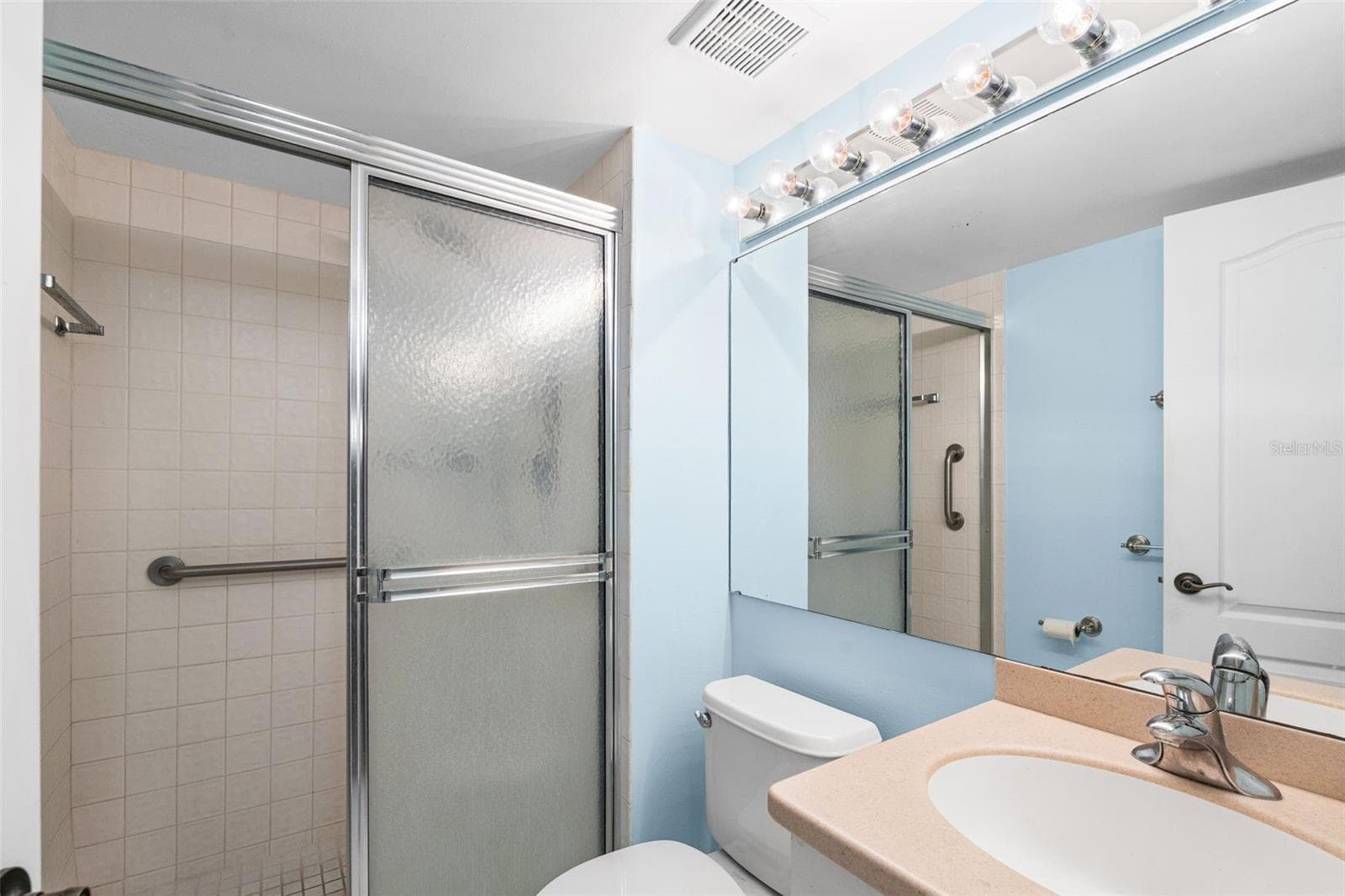 Full Bath 2 - 1310 GLEN OAKS DR E #383E, SARASOTA