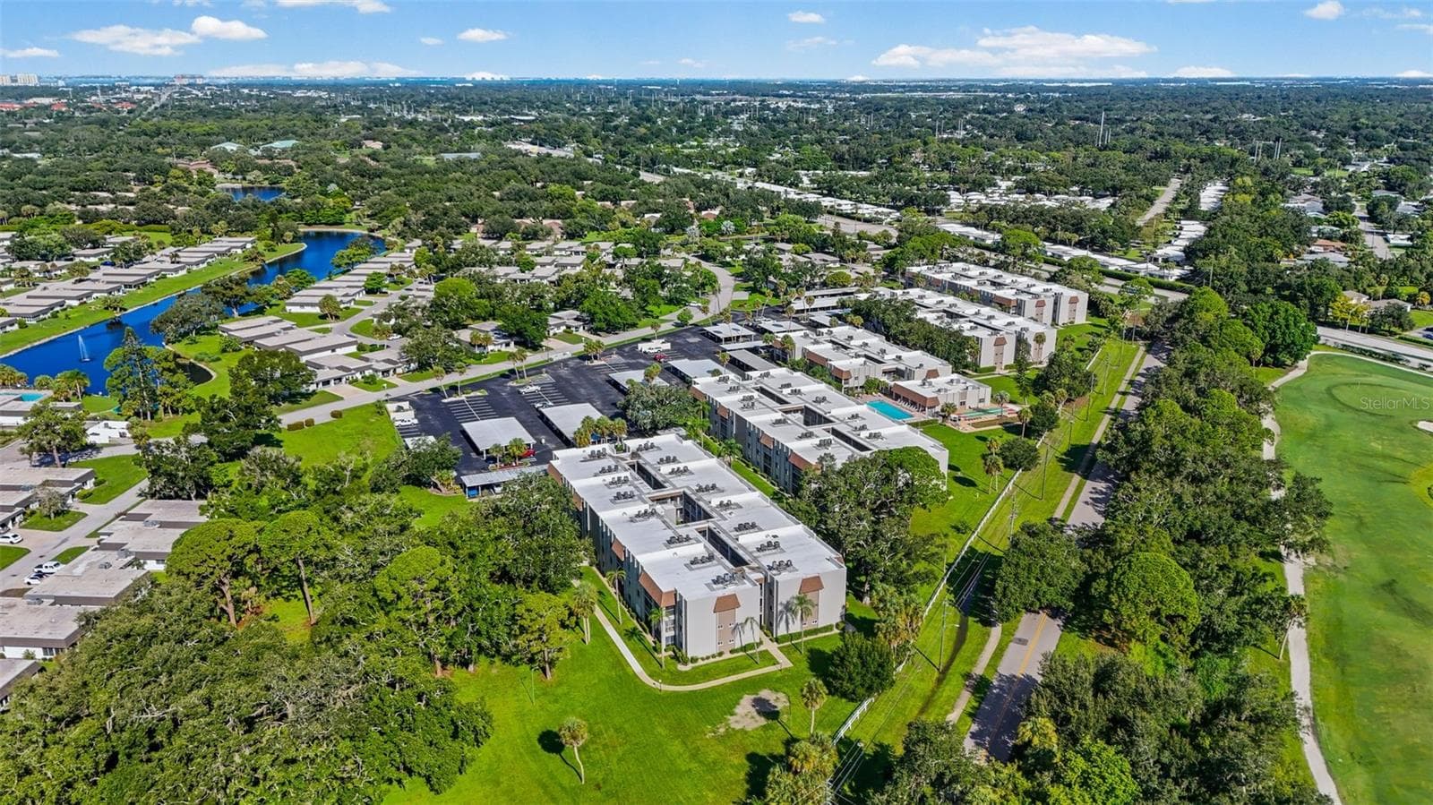 Community with Downtown Sarasota - 1310 GLEN OAKS DR E #383E, SARASOTA