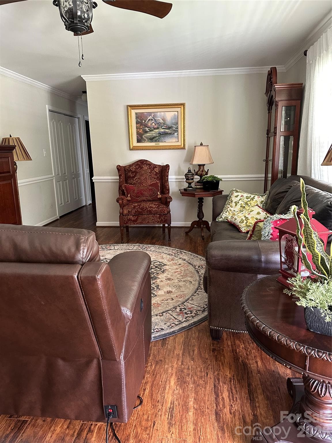 Single Family Residence at 33 Railroad Avenue, York, photo 5 of 18