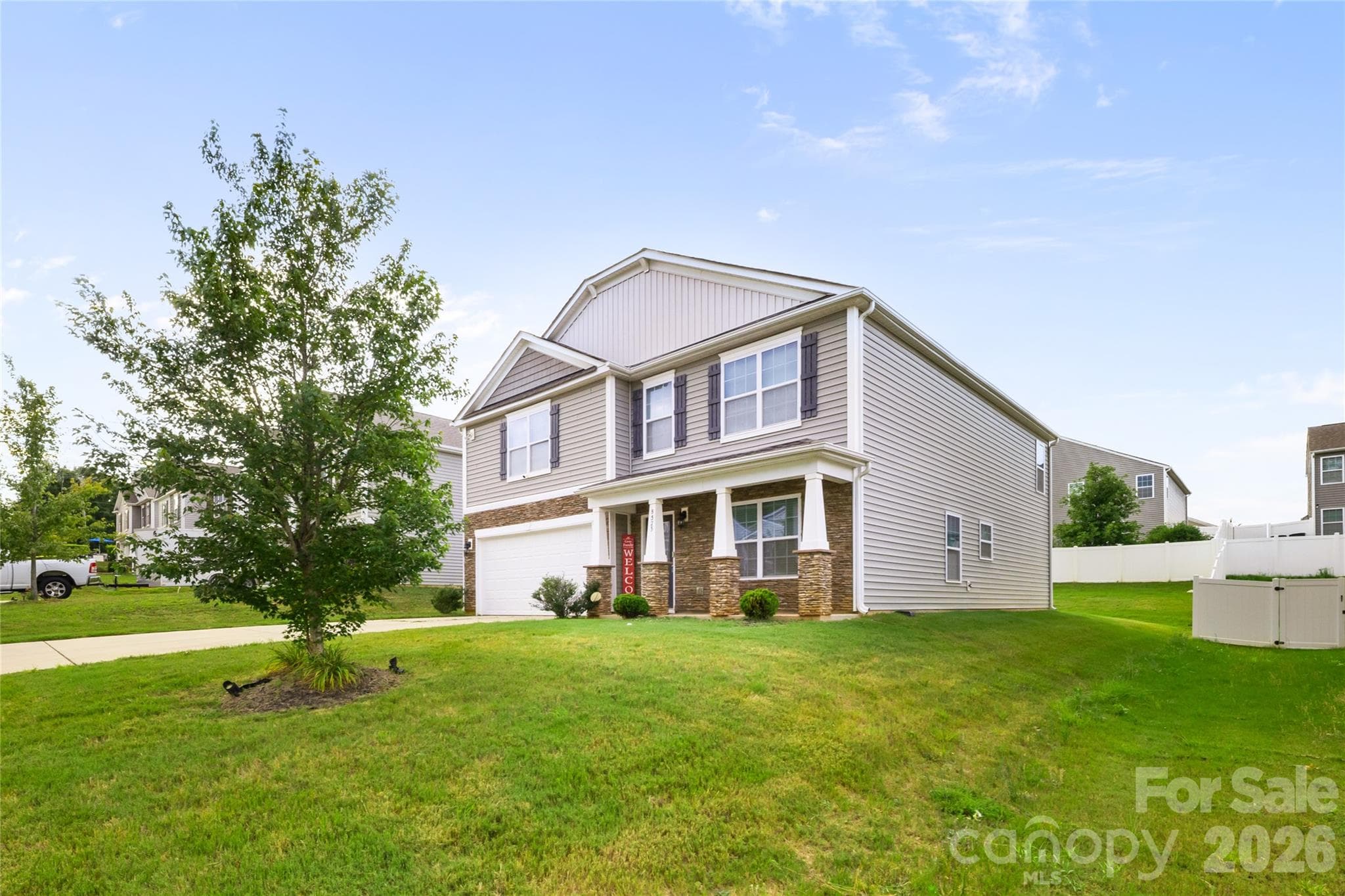 Single Family Residence at 8523 Mansell Court, Charlotte, photo 2 of 37