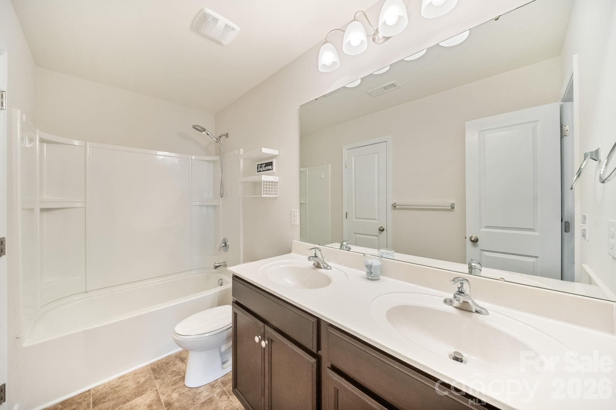 Single Family Residence at 8523 Mansell Court, Charlotte, photo 25 of 37