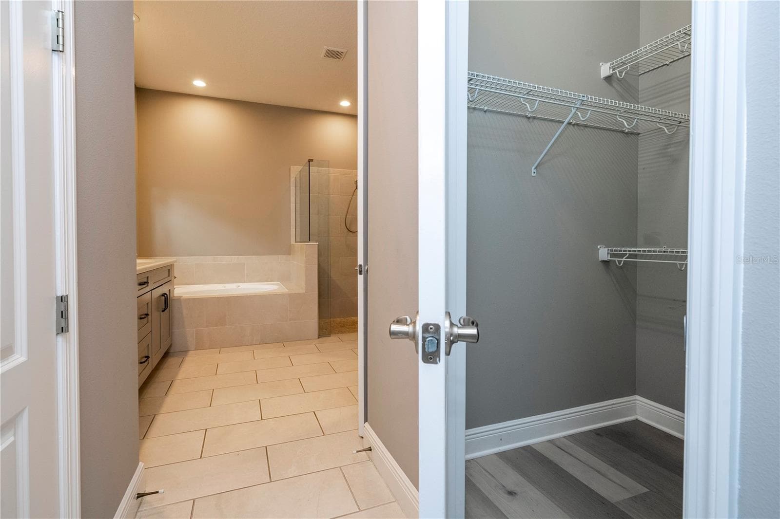 Single Family Residence at 7573 GREEN MOUNTAIN WAY, WINTER GARDEN, photo 51 of 98