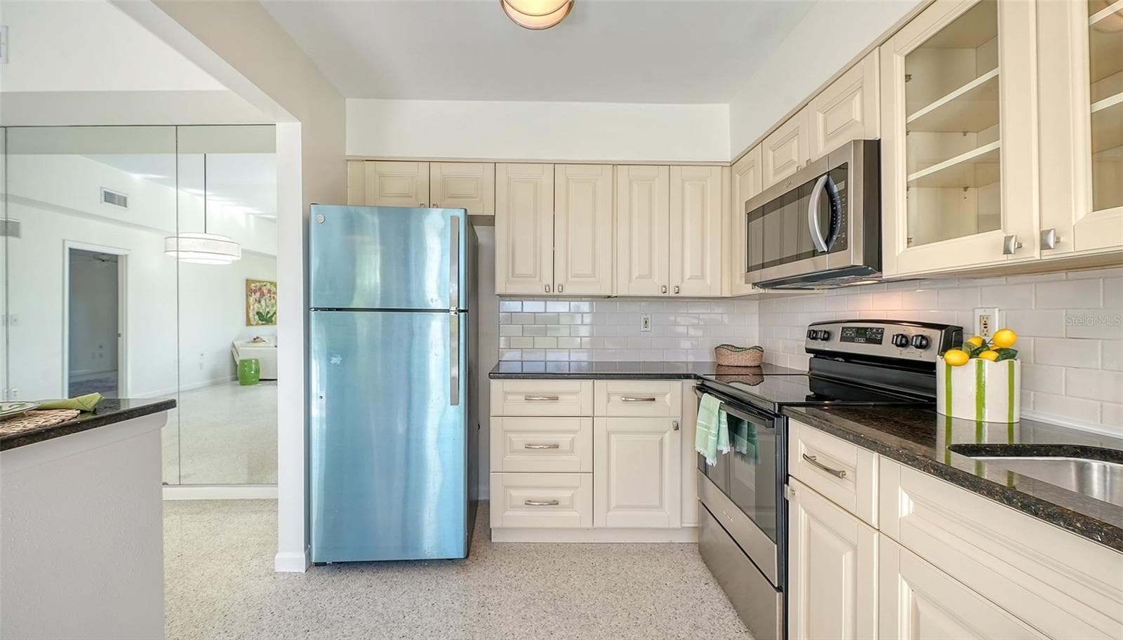 Condominium at 2761 HORSESHOE CT #Q4, SARASOTA, photo 15 of 61