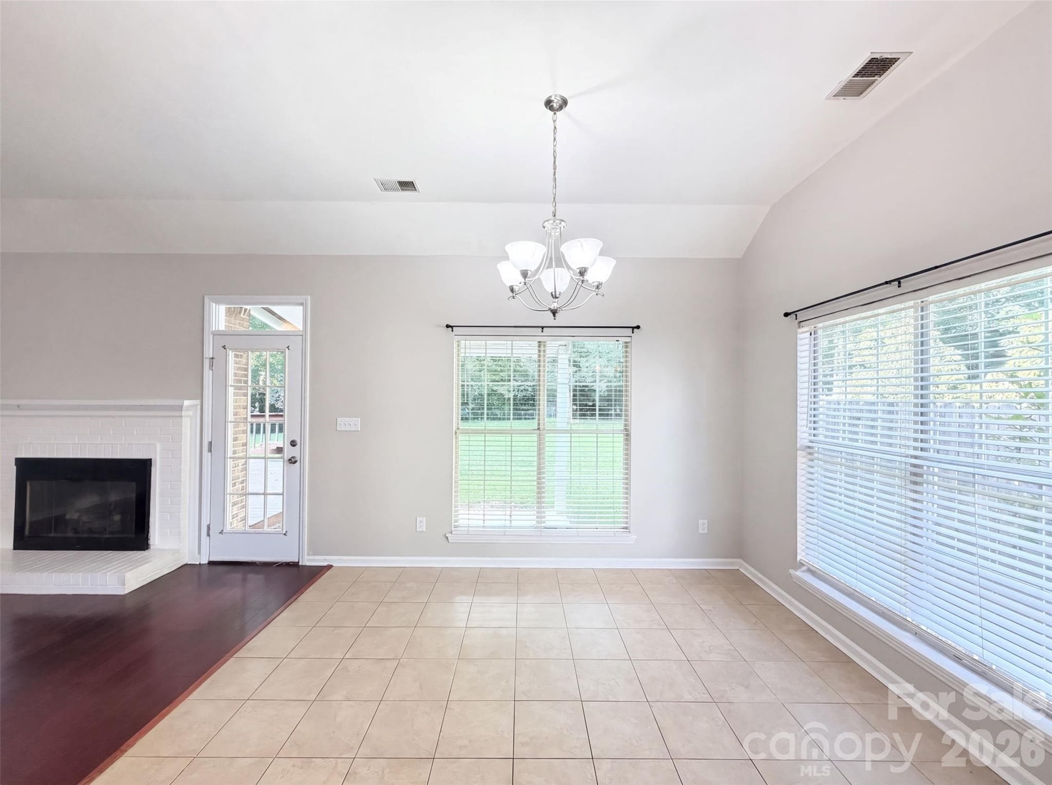 Single Family Residence at 8536 Albury Walk Lane, Charlotte, photo 9 of 16