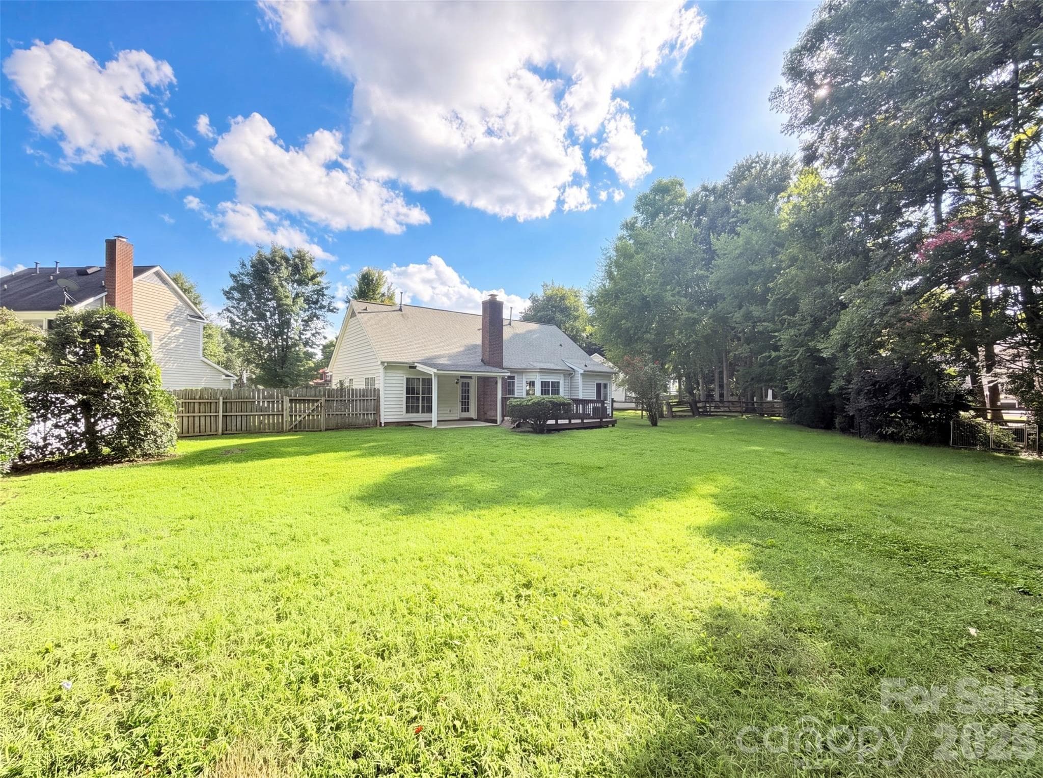 Single Family Residence at 8536 Albury Walk Lane, Charlotte, photo 15 of 16