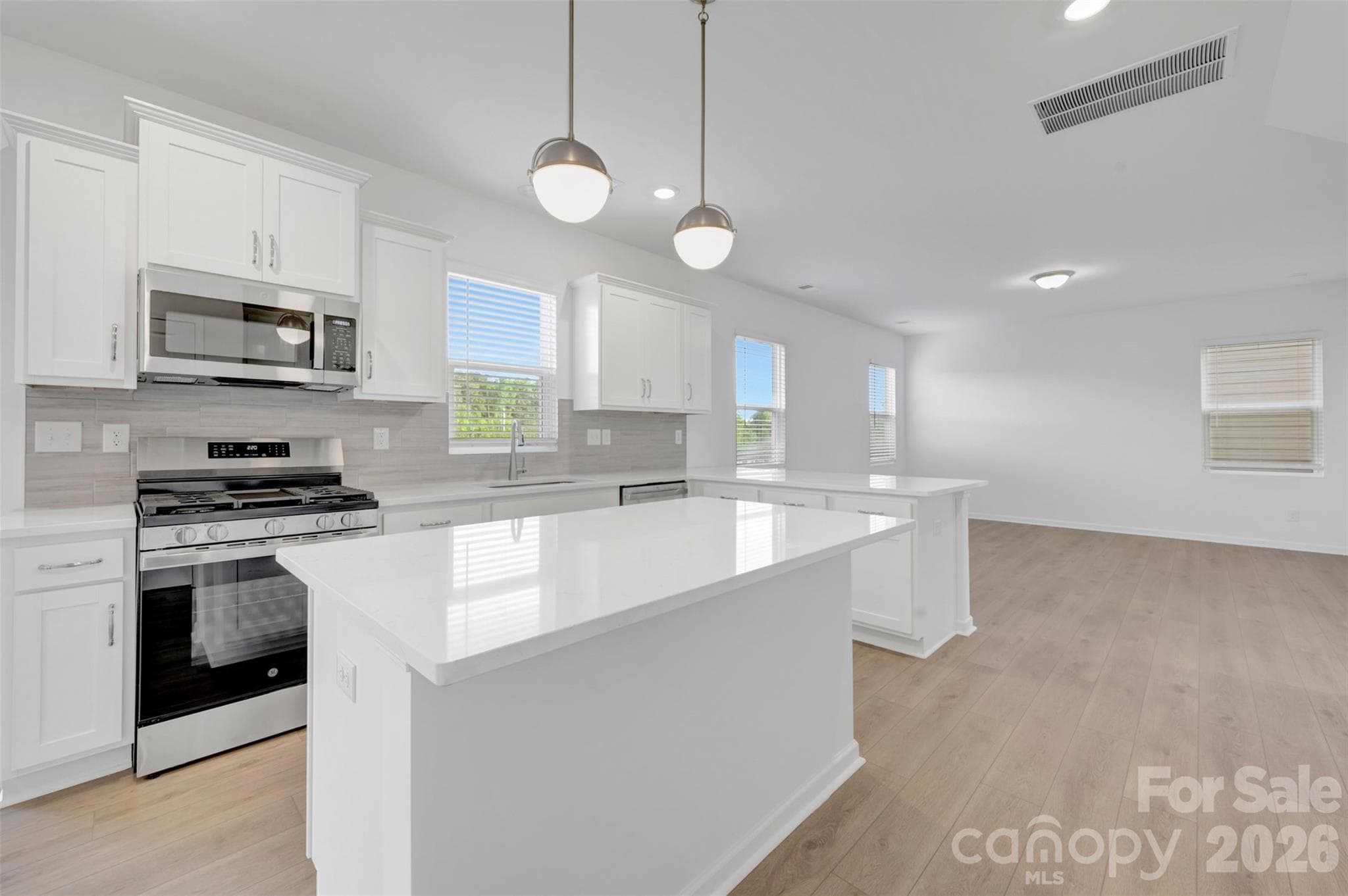 Kitchen - 1358 Fremont Drive, Wingate