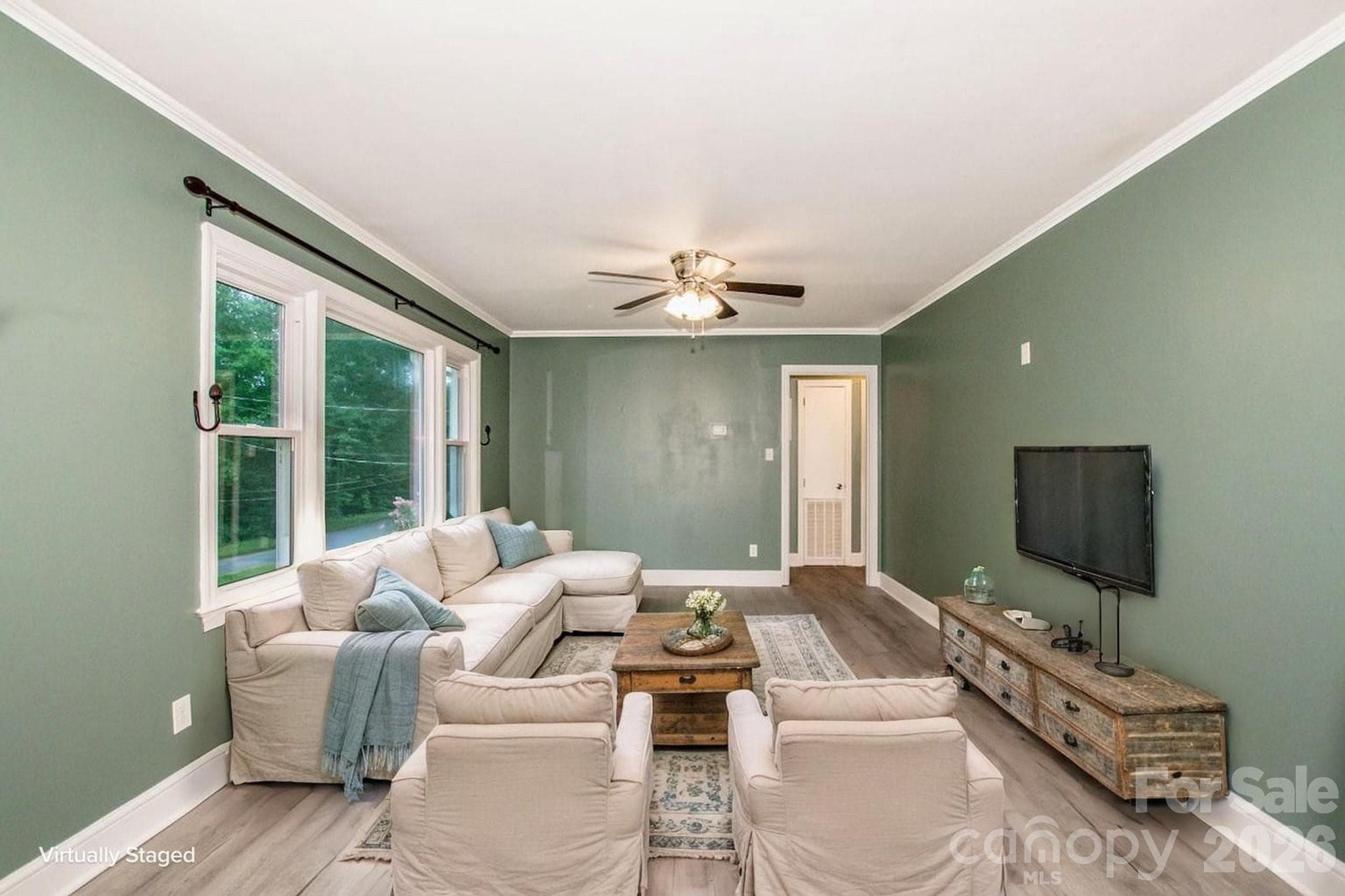 Single Family Residence at 1317 Meadowbrook Circle, Salisbury, photo 9 of 31