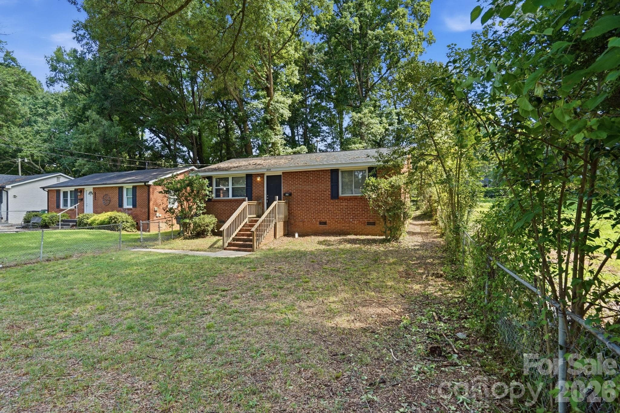 Single Family Residence at 1805 Purser Drive, Charlotte, photo 3 of 23