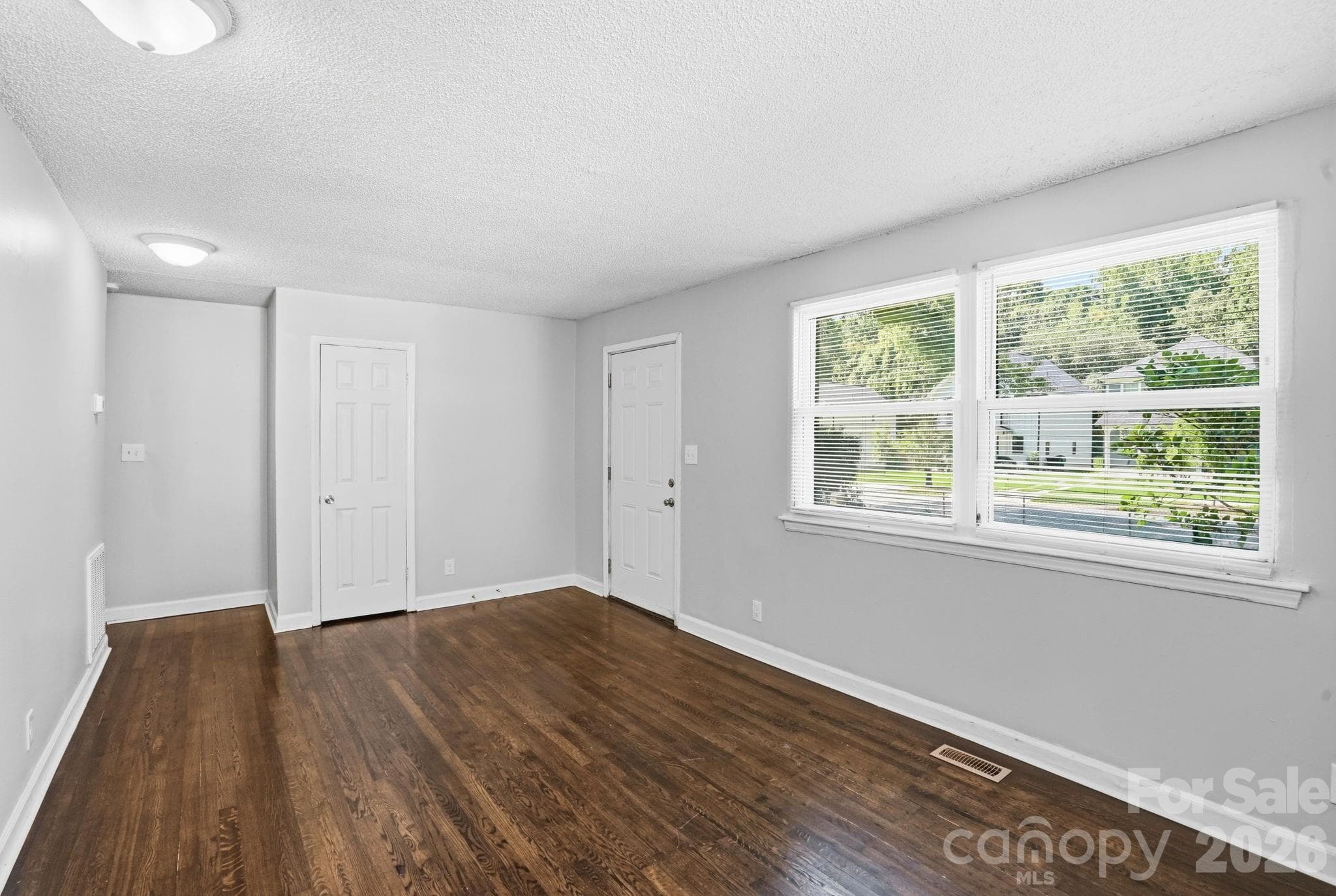 Single Family Residence at 1805 Purser Drive, Charlotte, photo 5 of 23