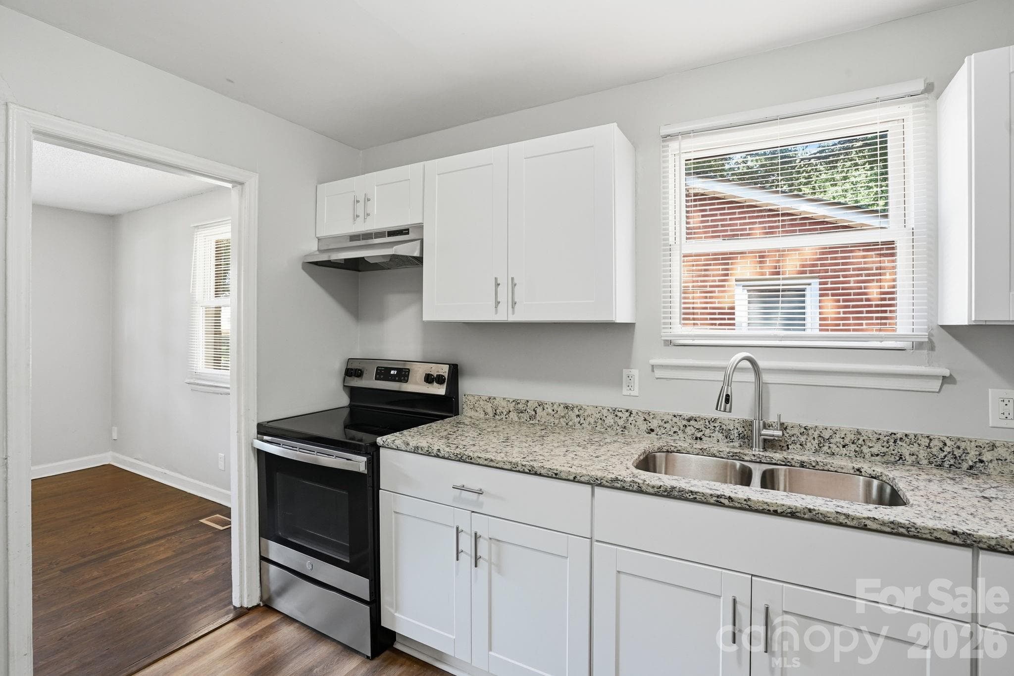 Single Family Residence at 1805 Purser Drive, Charlotte, photo 9 of 23
