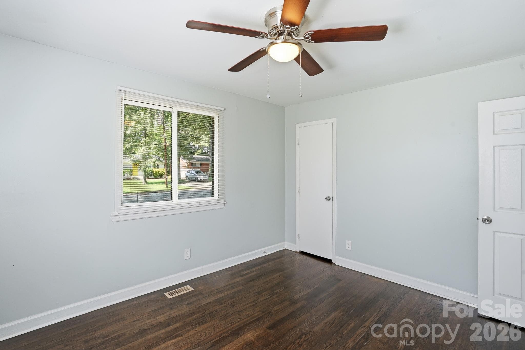 Single Family Residence at 1805 Purser Drive, Charlotte, photo 10 of 23