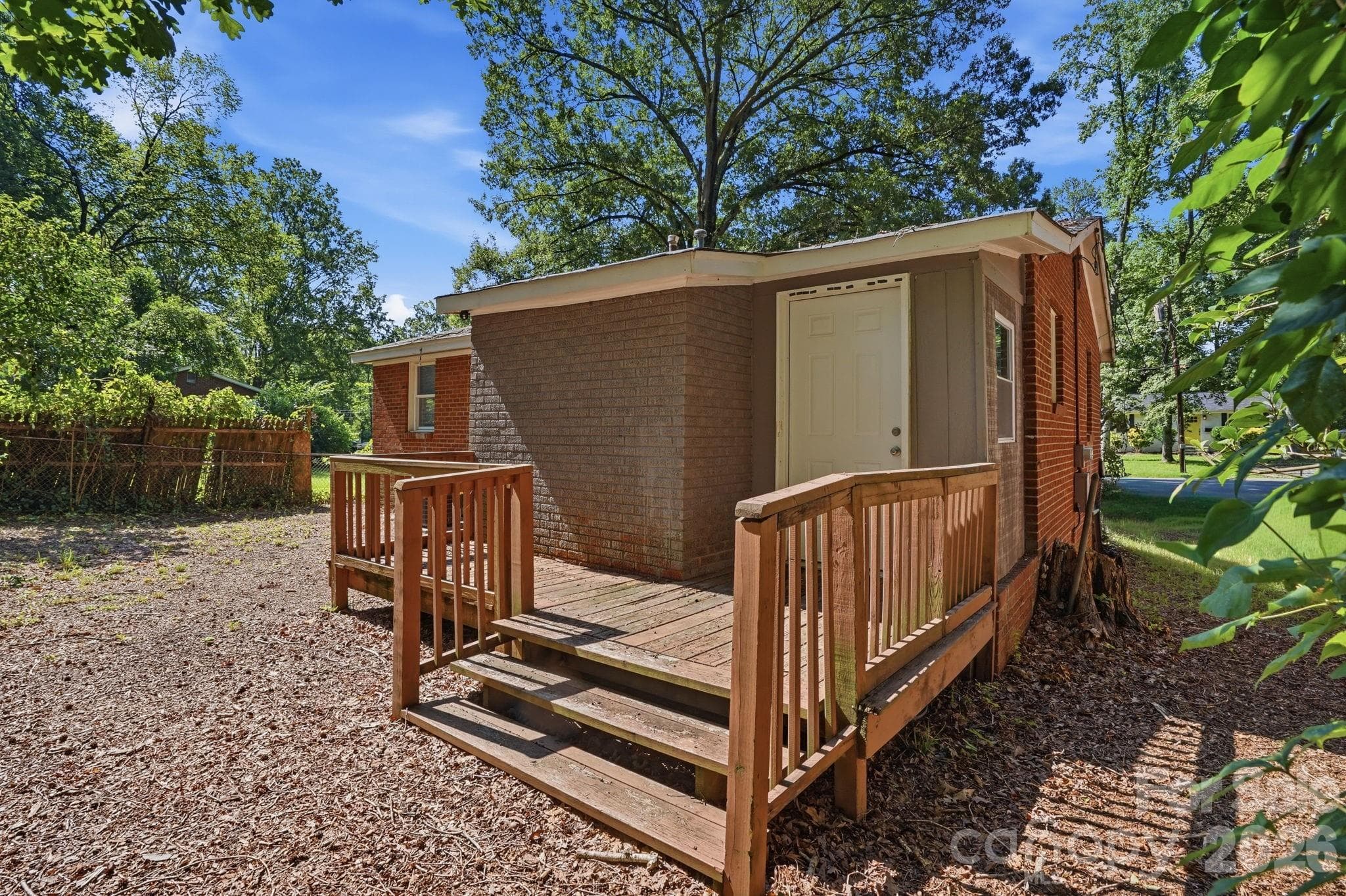 Single Family Residence at 1805 Purser Drive, Charlotte, photo 19 of 23