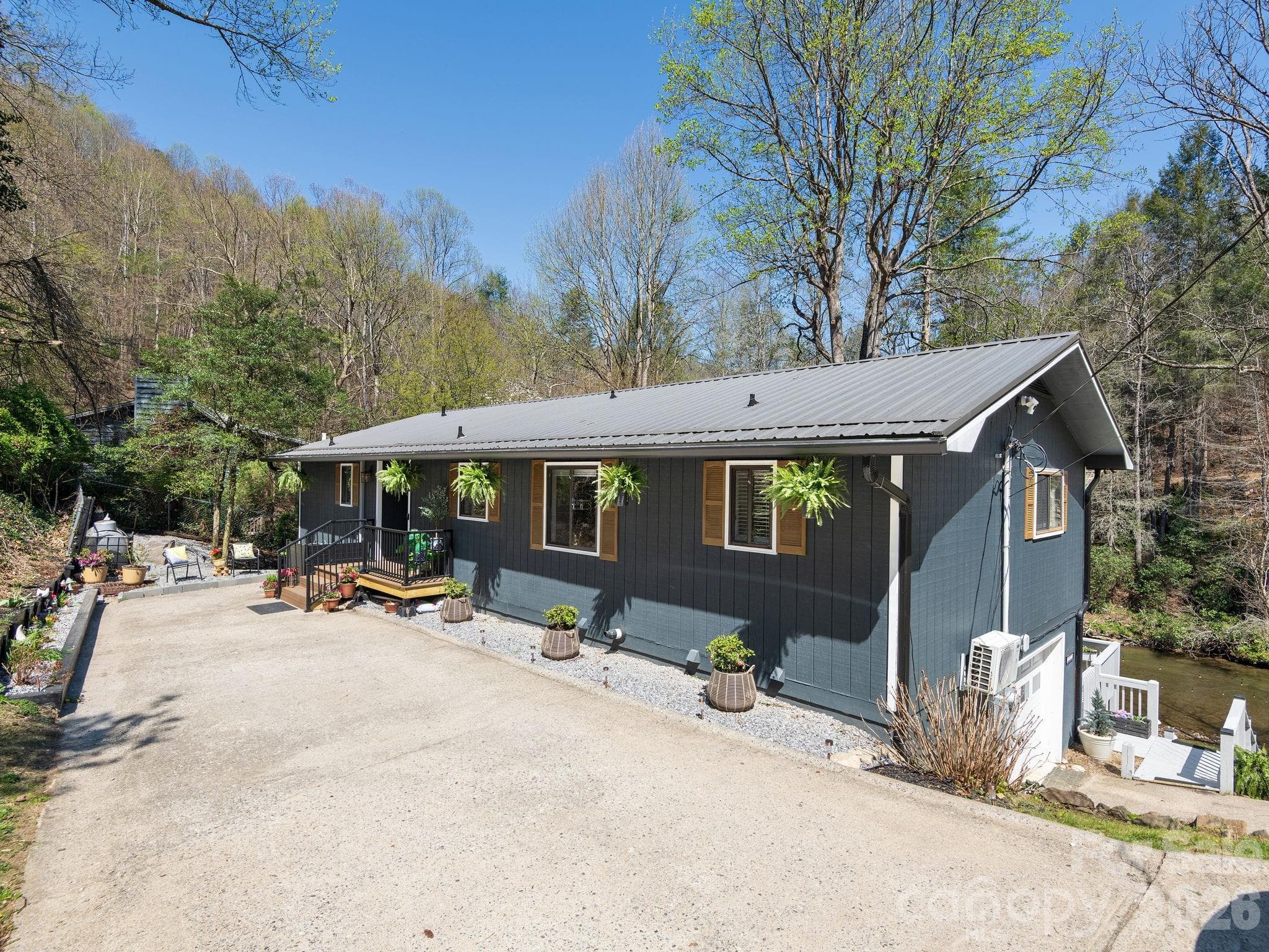 Single Family Residence at 228 White Oak Road, Waynesville, photo 5 of 45
