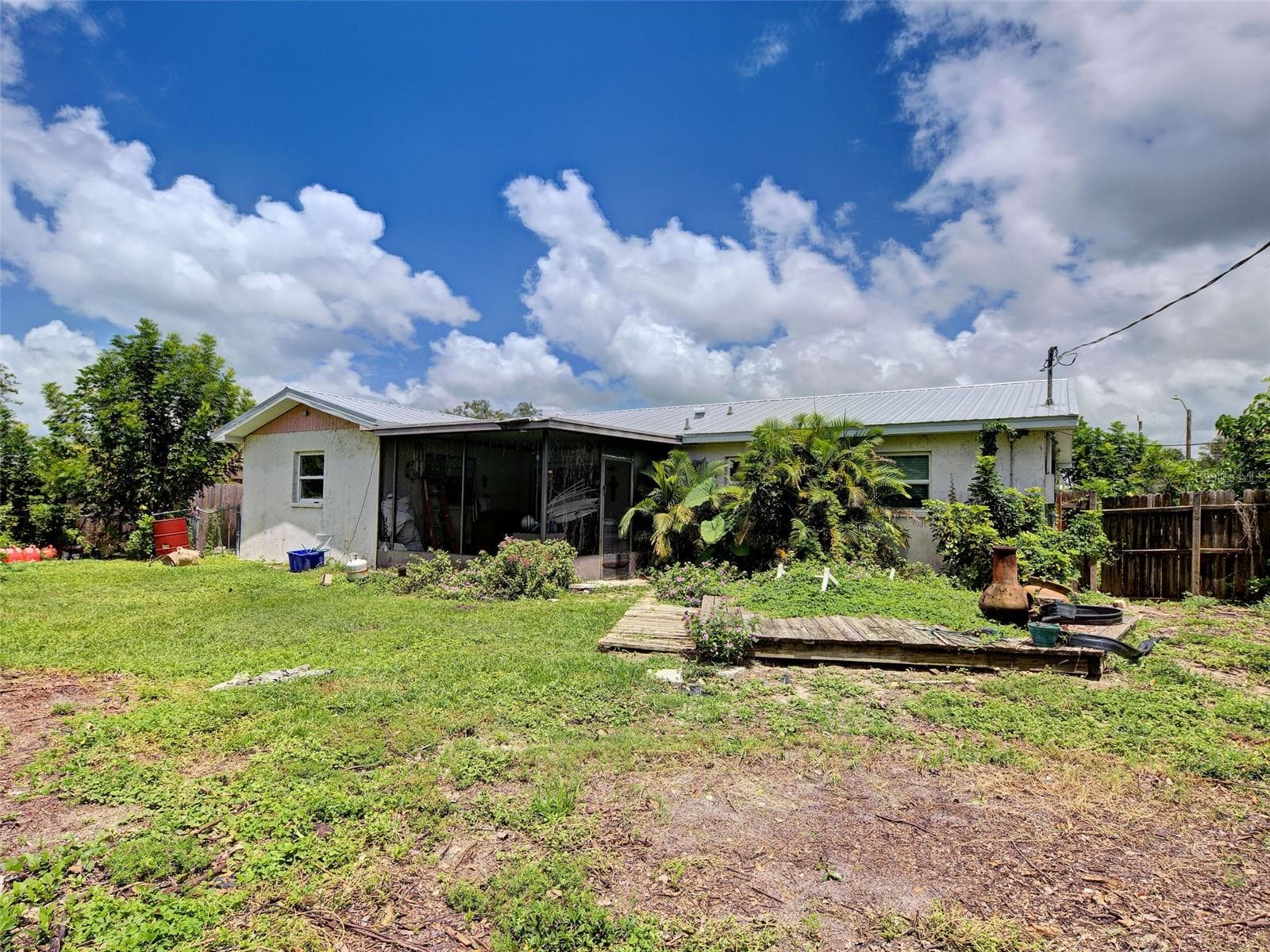Single Family Residence at 355 TRINITY RD, VENICE, photo 12 of 38