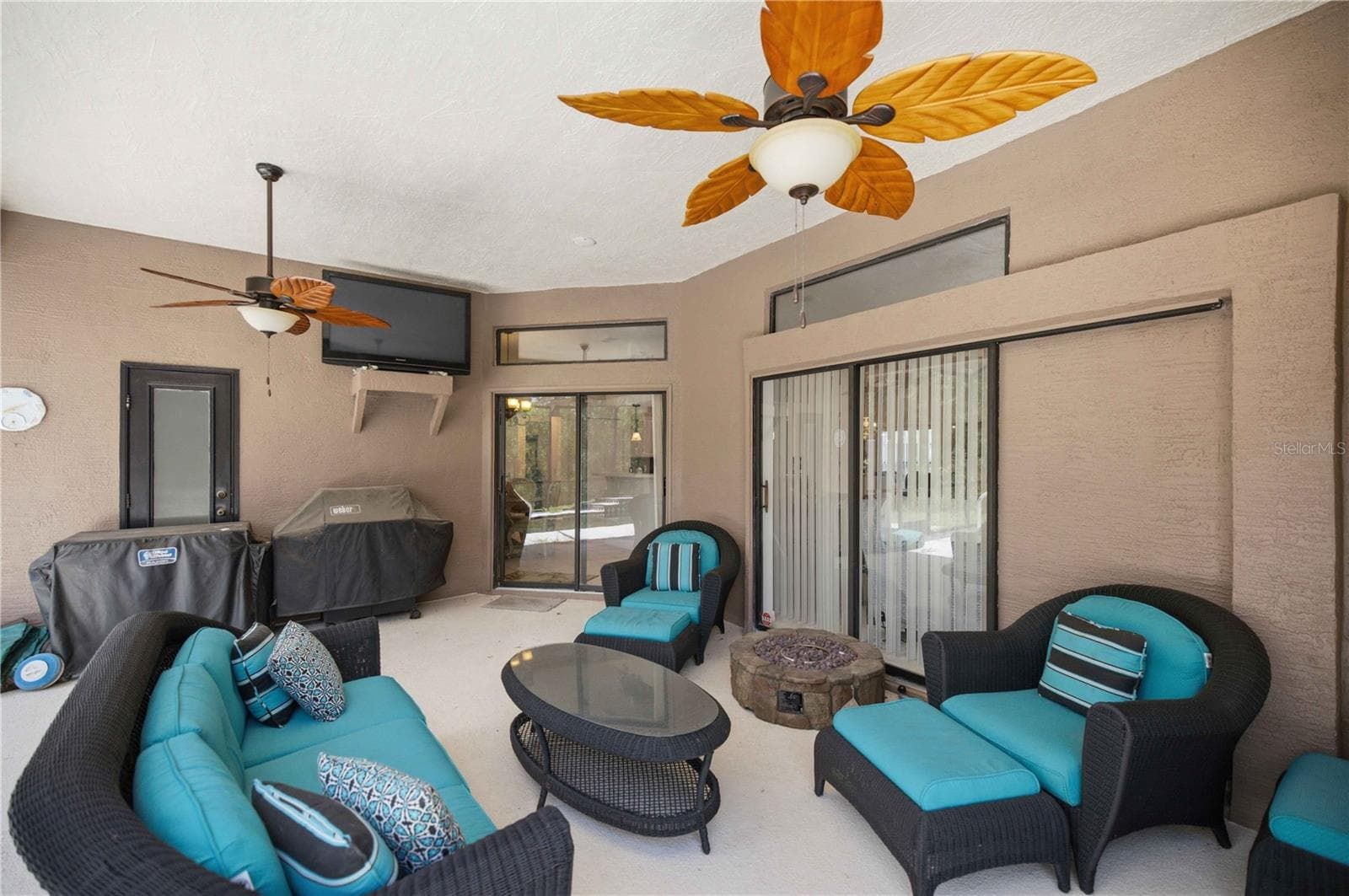 Single Family Residence at 4710 W MUSTANG BLVD, BEVERLY HILLS, photo 31 of 40