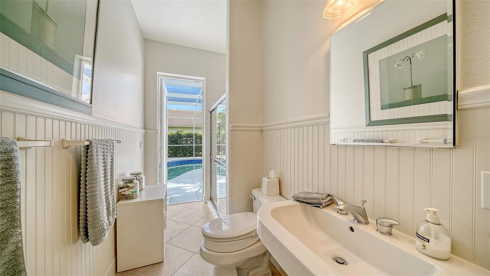 Single Family Residence at 5325 ANTHONY LN, SARASOTA, photo 17 of 66