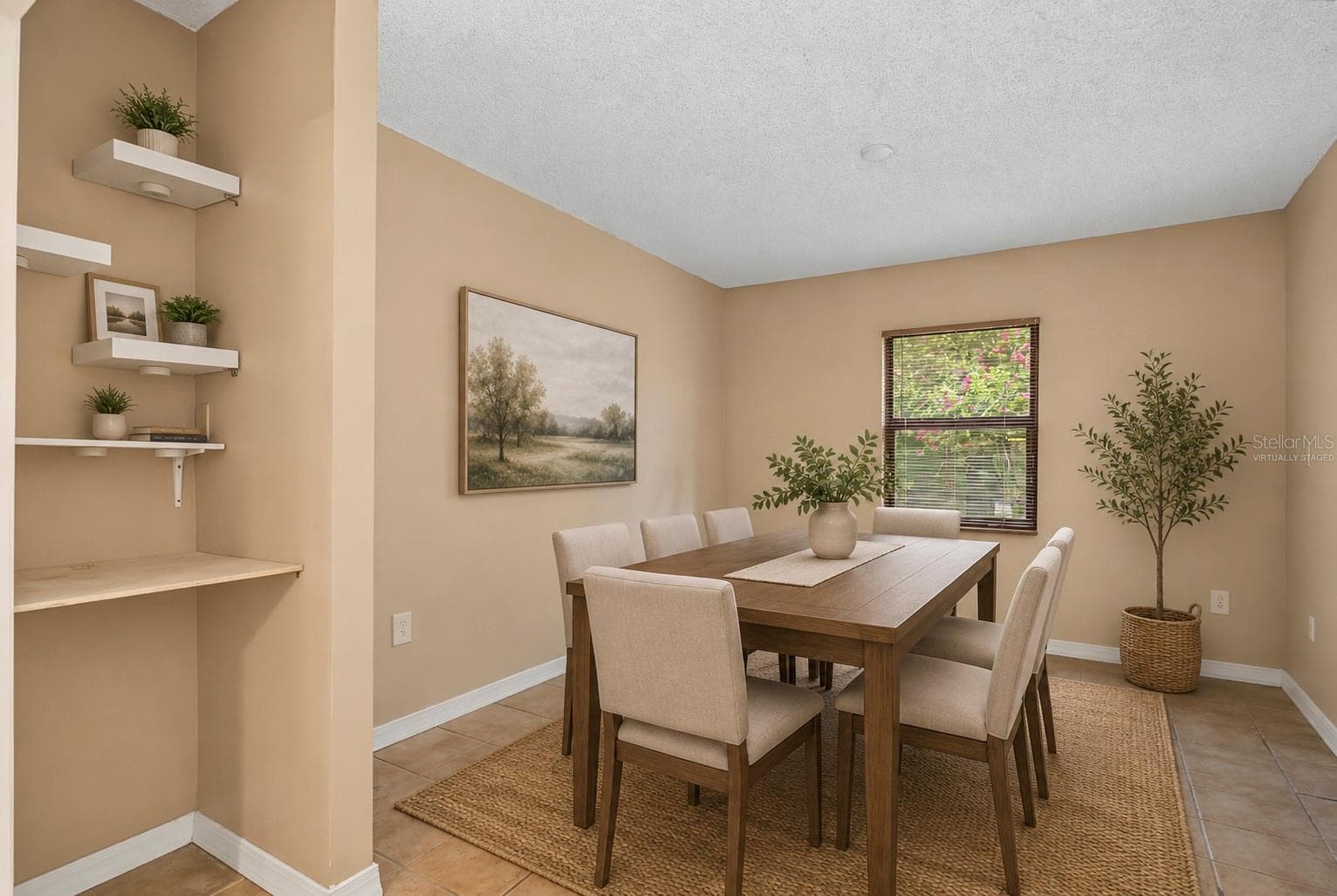 Virtually Staged - 10145 BLUFF CT, ORLANDO