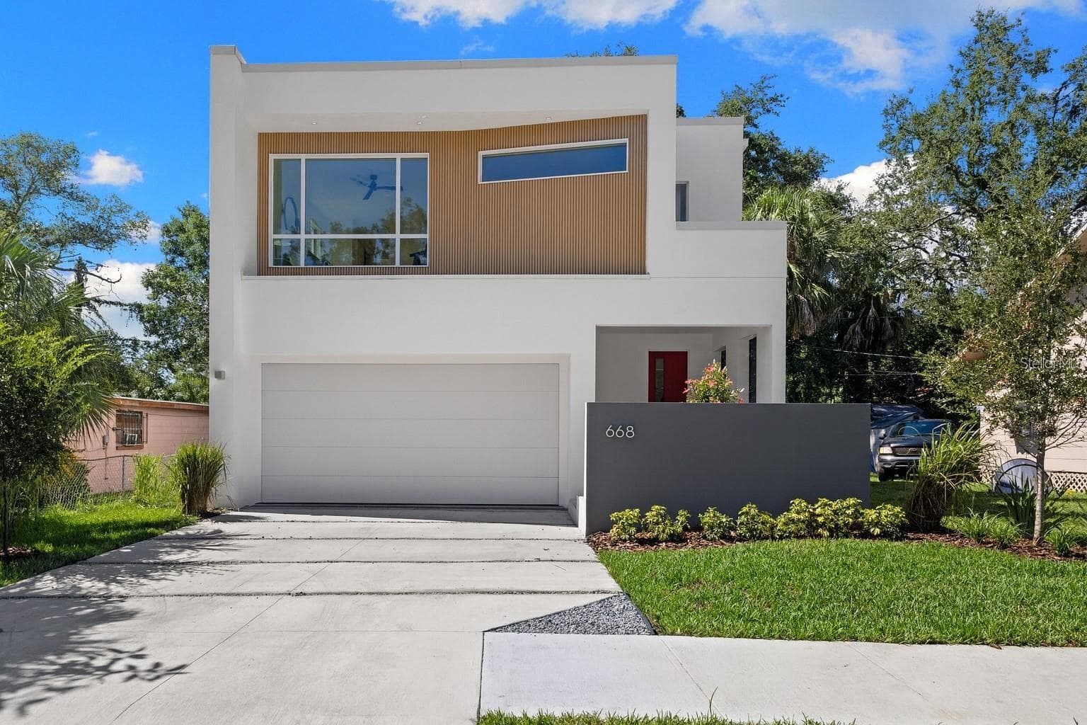 Single Family Residence at 668 NEWTON AVE S, ST PETERSBURG, photo 2 of 28