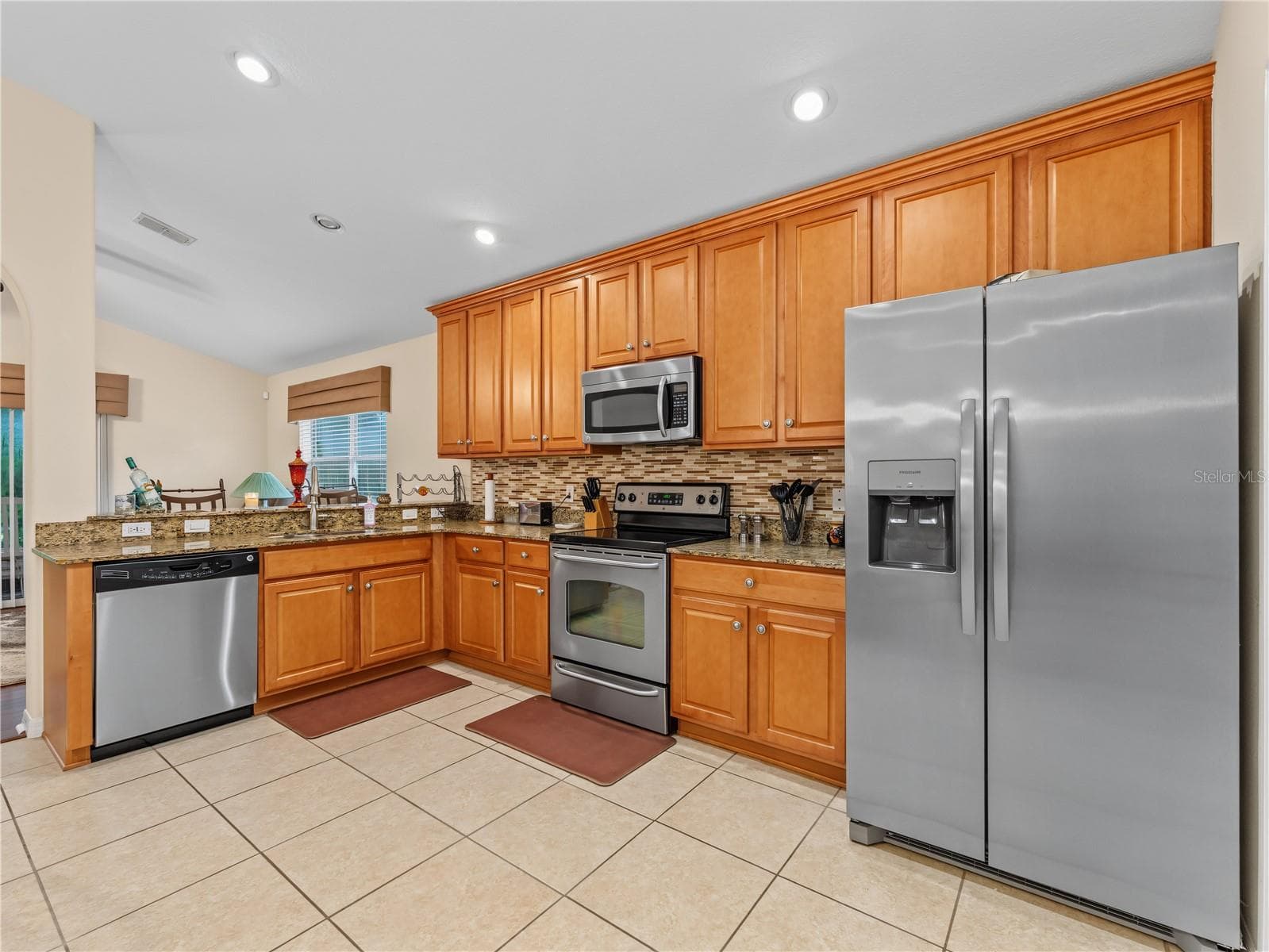Kitchen - 11916 HERITAGE POINT DR, HUDSON