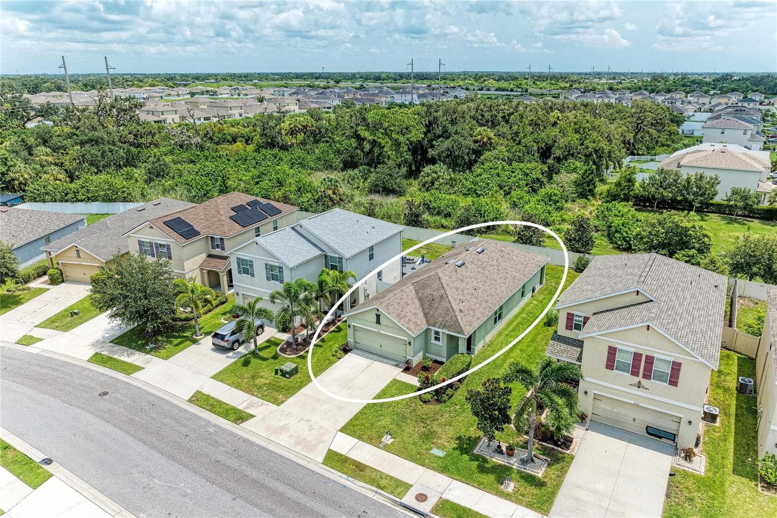Single Family Residence at 4546 LINDEVER LN, PALMETTO, photo 4 of 75
