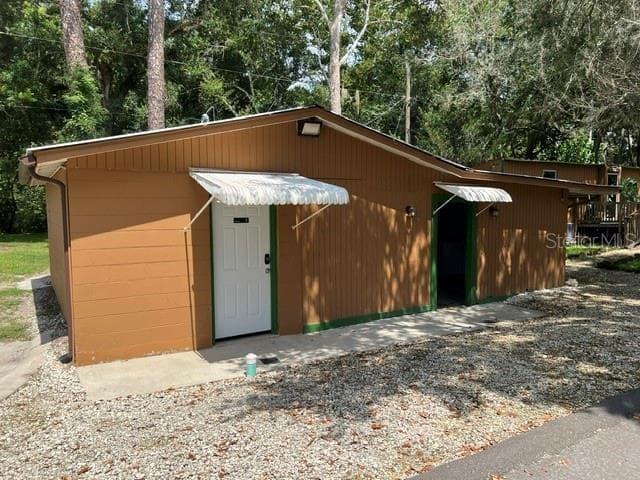 Laundry Building and showers - 39849 STATE ROAD 575, DADE CITY