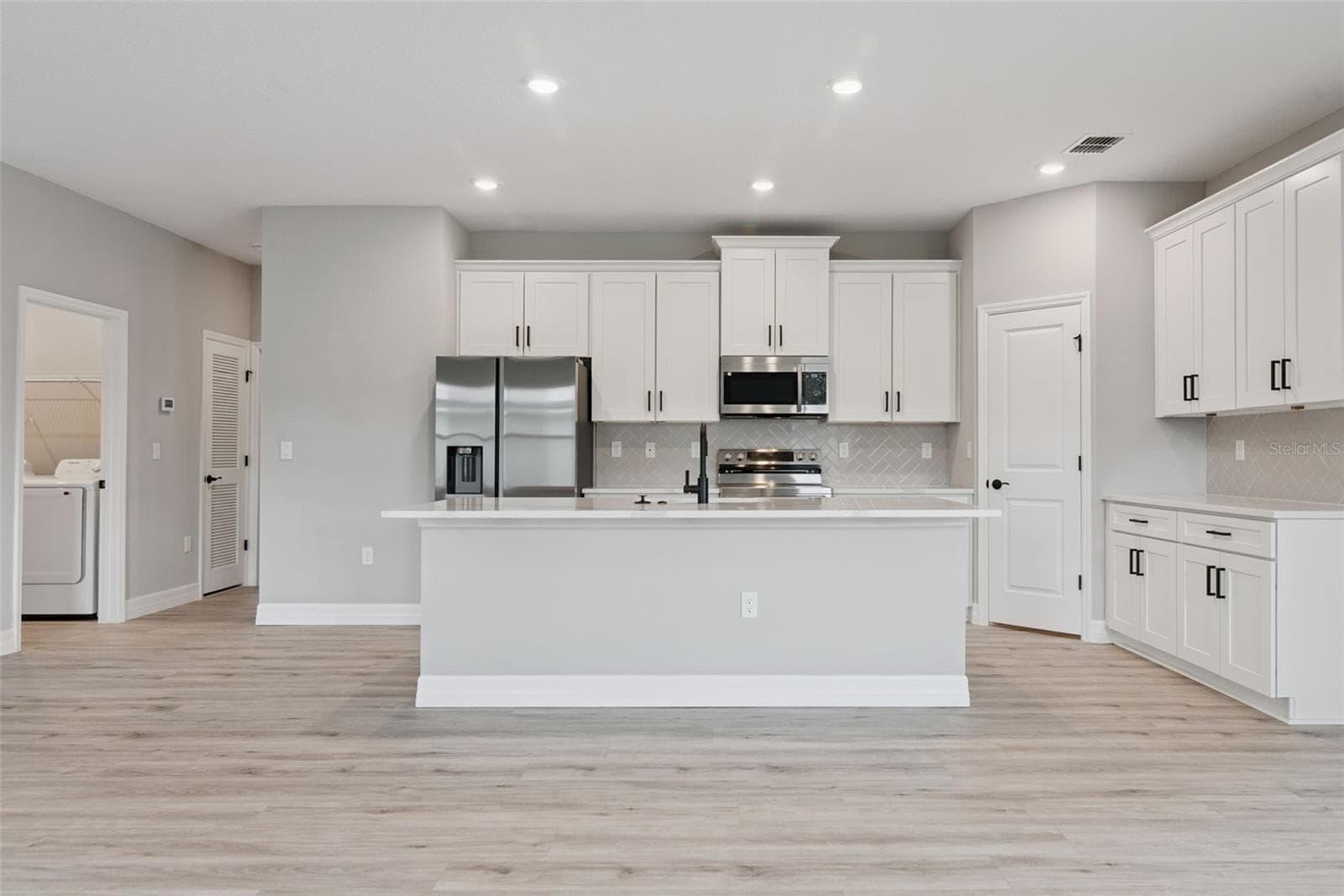 Kitchen - 489 MARION OAKS TRL, OCALA