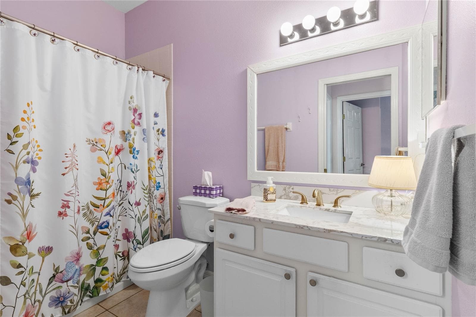 Guest bathroom 2 - 3007 BELLFLOWER WAY, LAKELAND