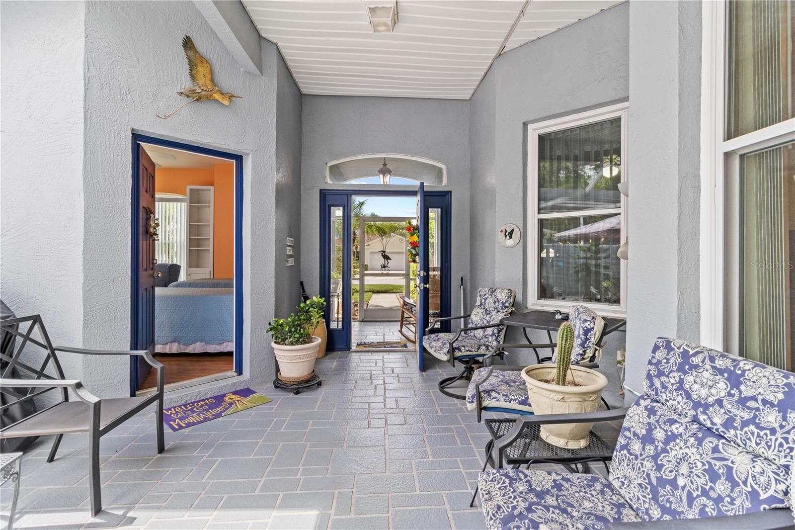 Entrance and view of 3rd bedroom - 3007 BELLFLOWER WAY, LAKELAND