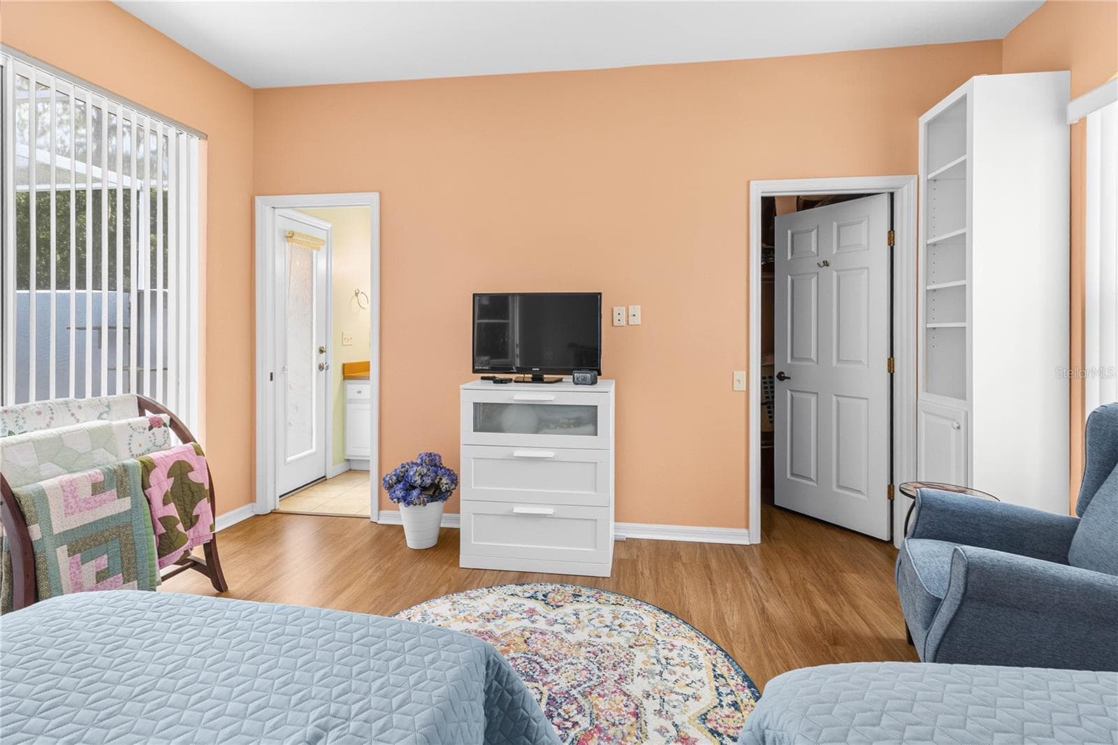 3rd bedroom view of en-suite bathroom and walk-in closet - 3007 BELLFLOWER WAY, LAKELAND