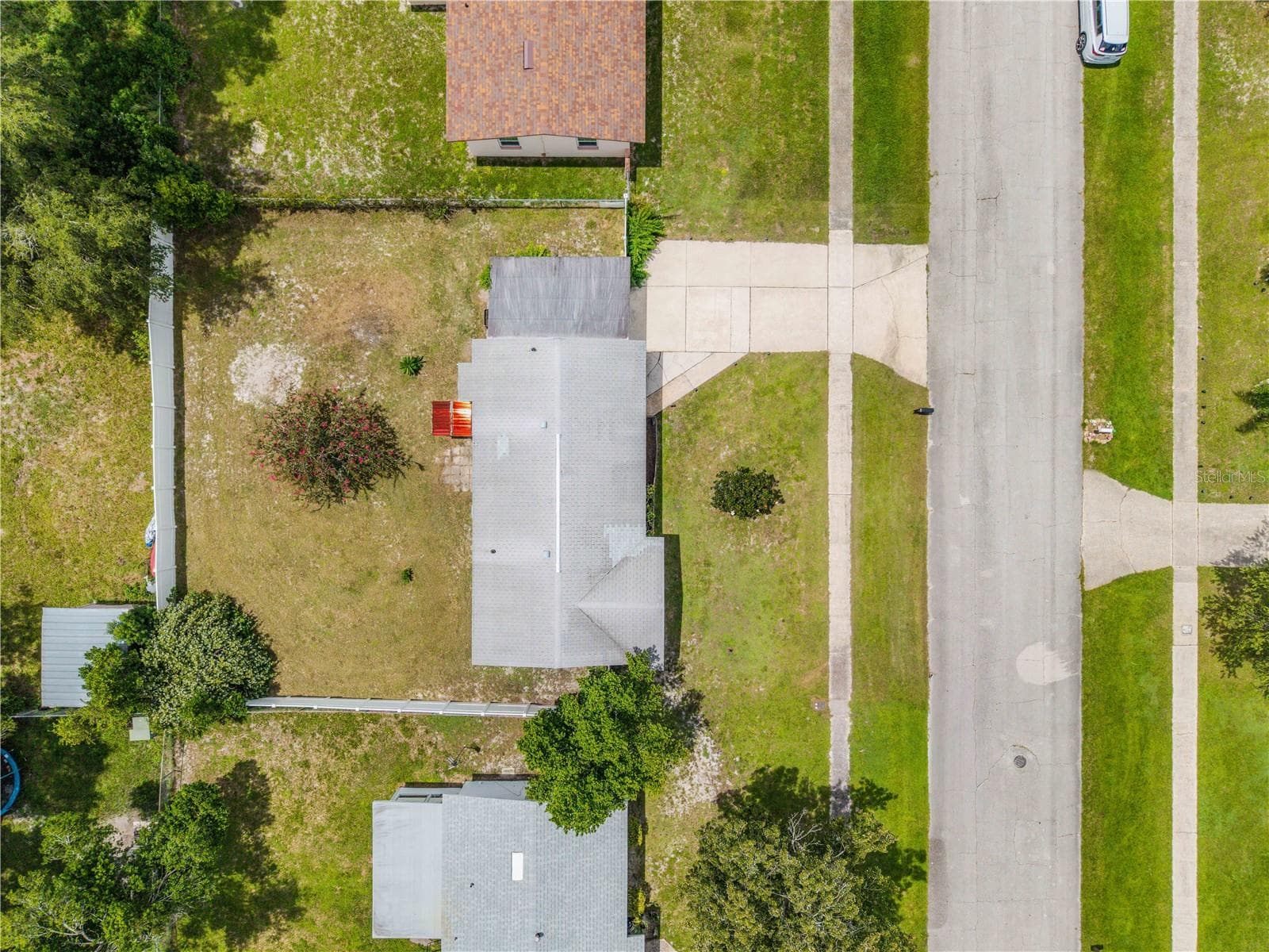 Single Family Residence at 2417 ADAMS AVE, DELTONA, photo 19 of 23