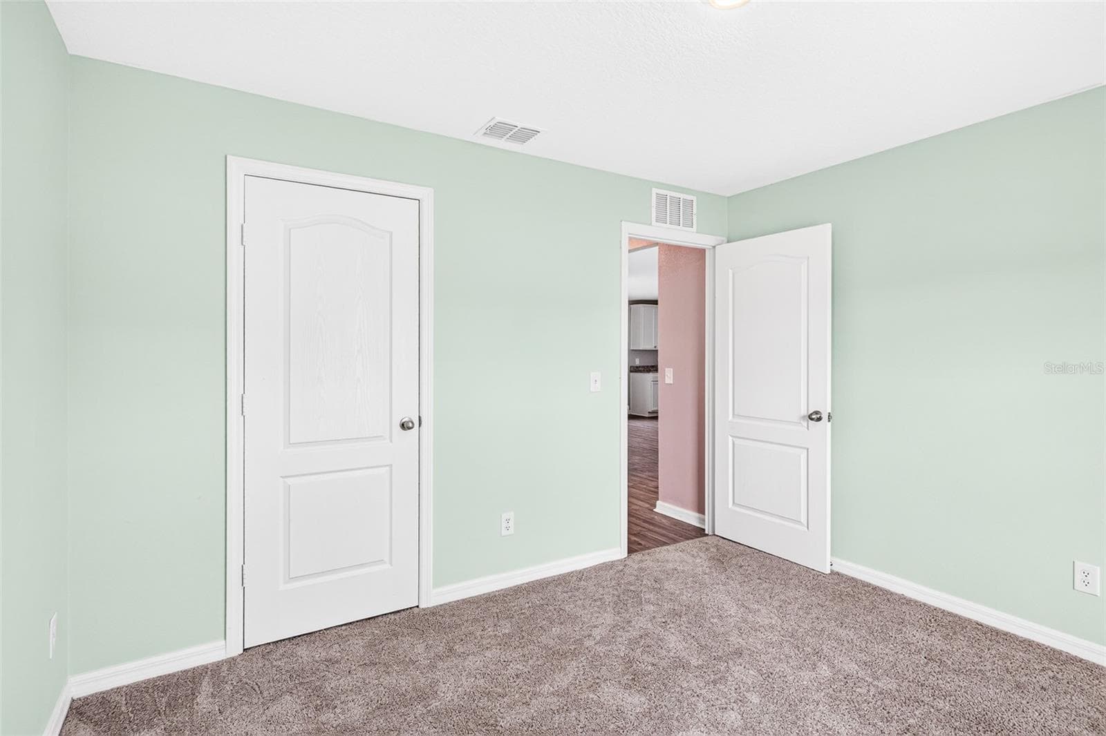 Single Family Residence at 334 BEGONIA CT, POINCIANA, photo 25 of 42