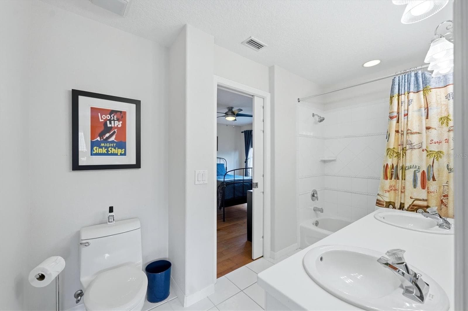 Jack n Jill Bath - 4747 PINNACLE DR, BRADENTON