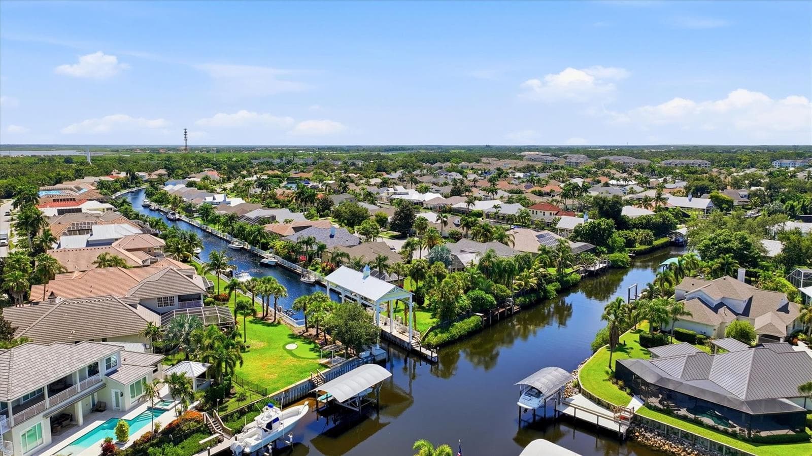 Saltwater Canal to Lift - 4747 PINNACLE DR, BRADENTON