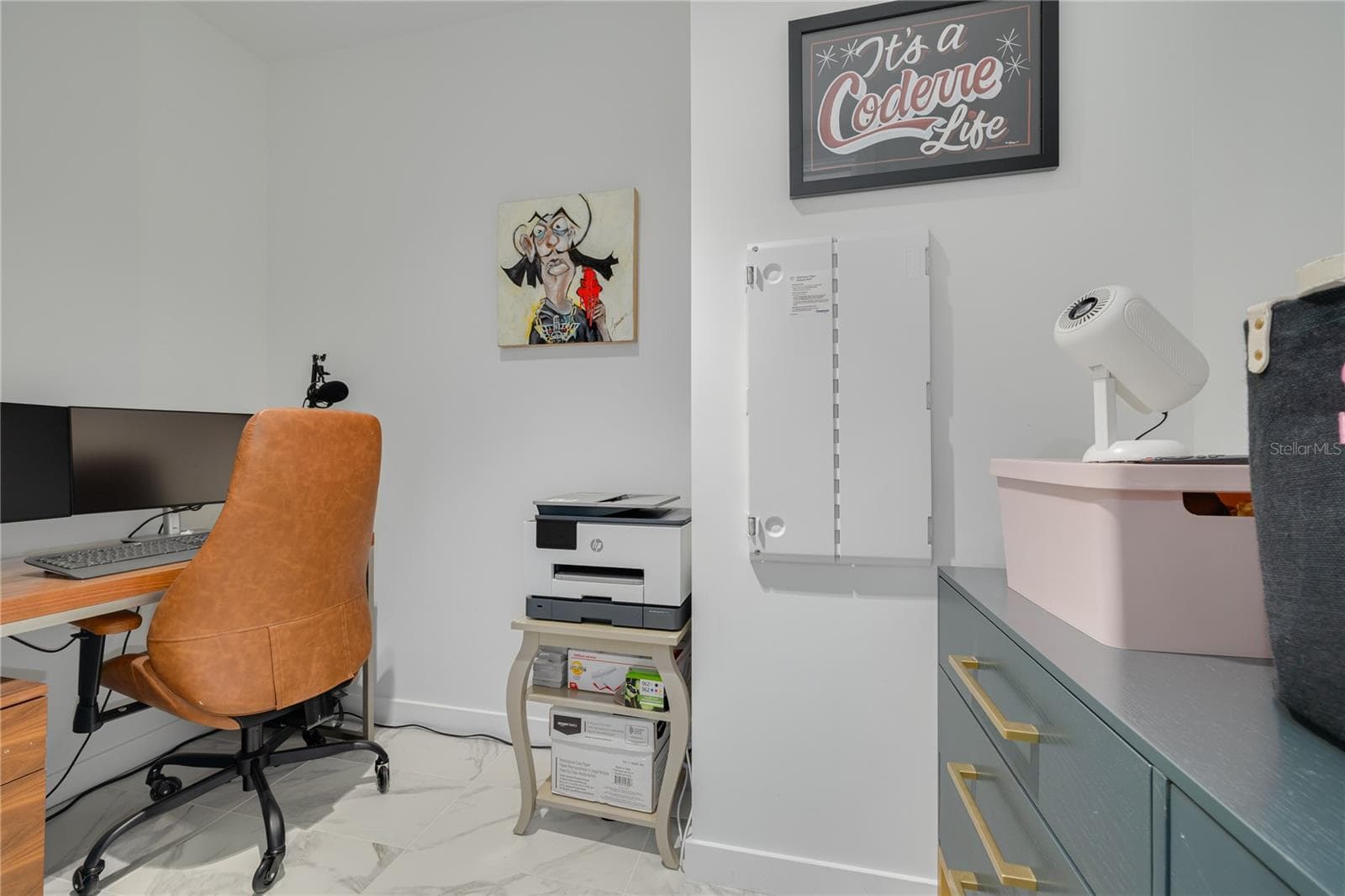 Condominium at 777 3RD AVE N #1104, ST PETERSBURG, photo 18 of 46