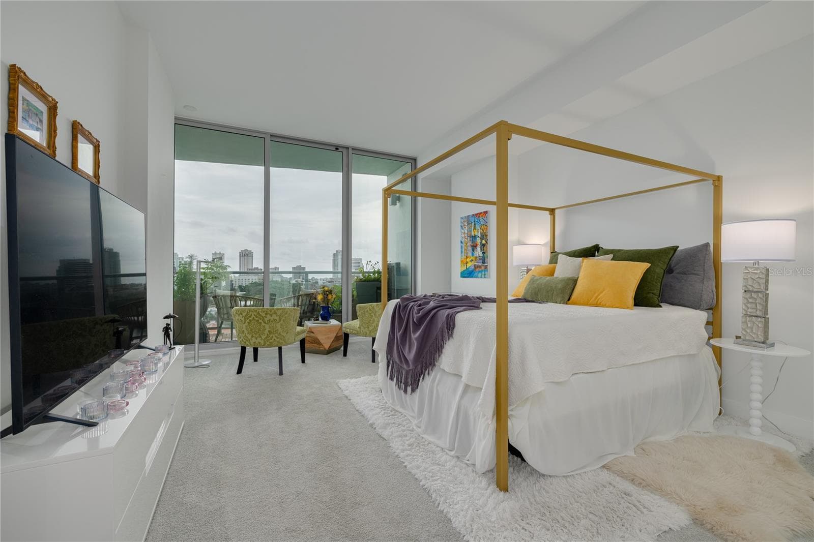 Condominium at 777 3RD AVE N #1104, ST PETERSBURG, photo 19 of 46