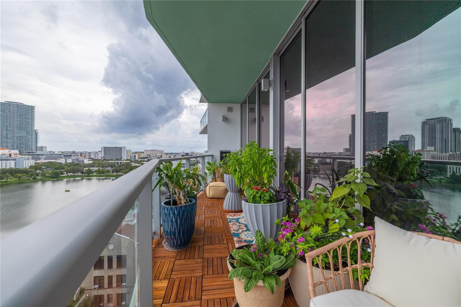 Condominium at 777 3RD AVE N #1104, ST PETERSBURG, photo 26 of 46