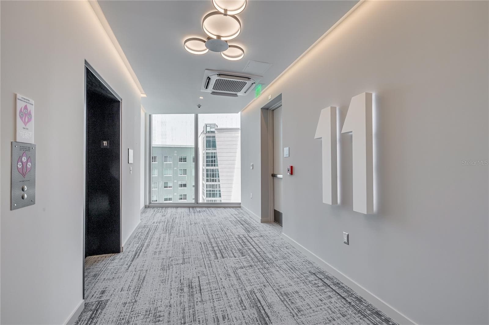 Condominium at 777 3RD AVE N #1104, ST PETERSBURG, photo 39 of 46