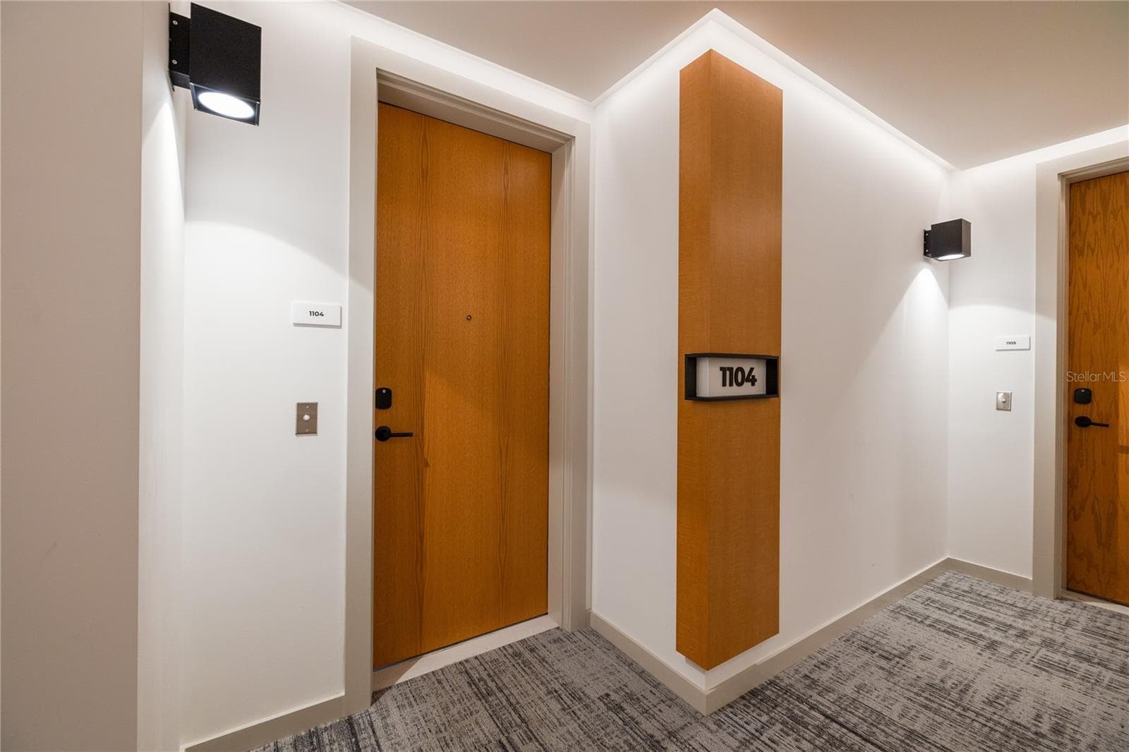 Condominium at 777 3RD AVE N #1104, ST PETERSBURG, photo 40 of 46