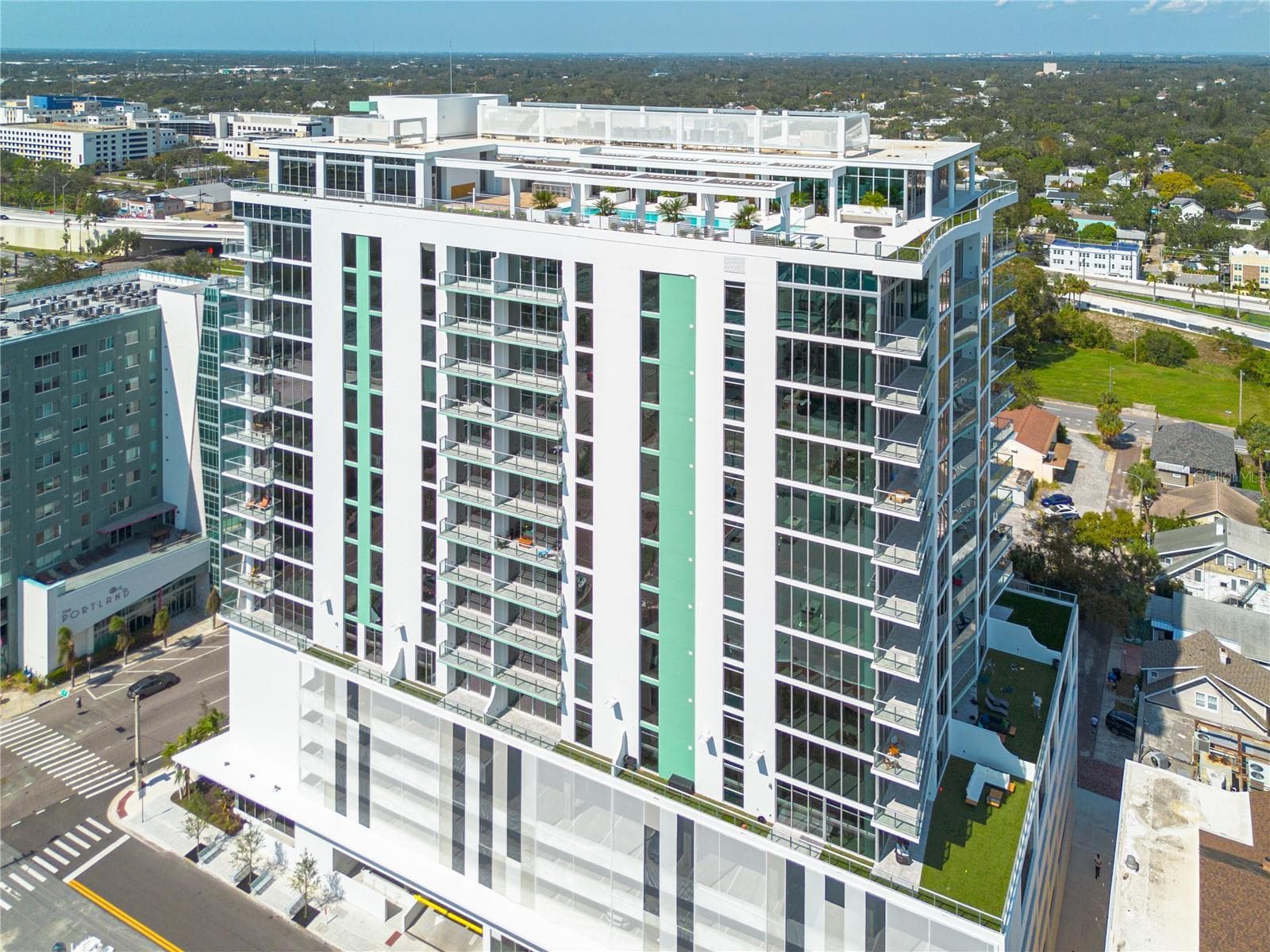 Condominium at 777 3RD AVE N #1104, ST PETERSBURG, photo 44 of 46
