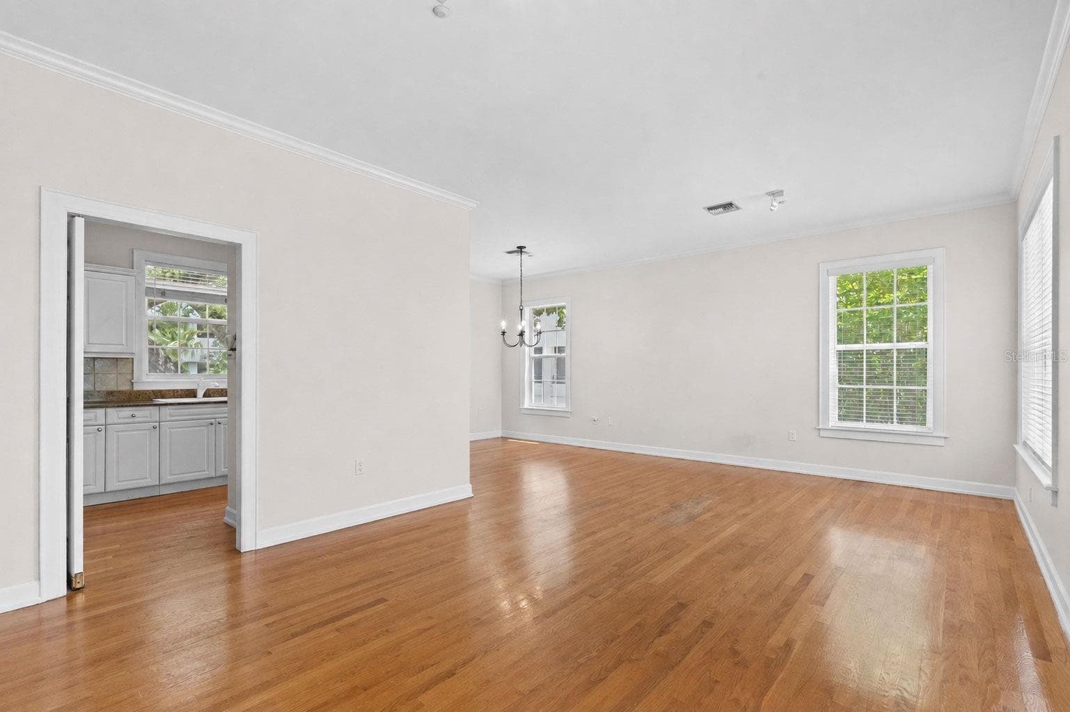 Townhouse at 3007 W MASON ST #A, TAMPA, photo 13 of 34