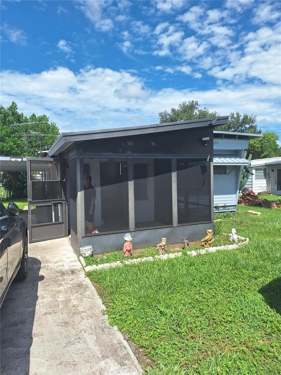 Mobile Home at 6349 NEW YORK ST, ZEPHYRHILLS, photo 2 of 7