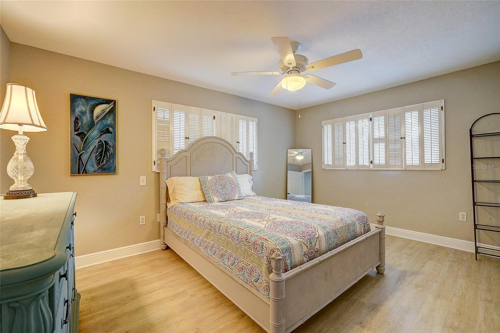 Guest Bedroom - 3214 N SECLUSION DR, SARASOTA