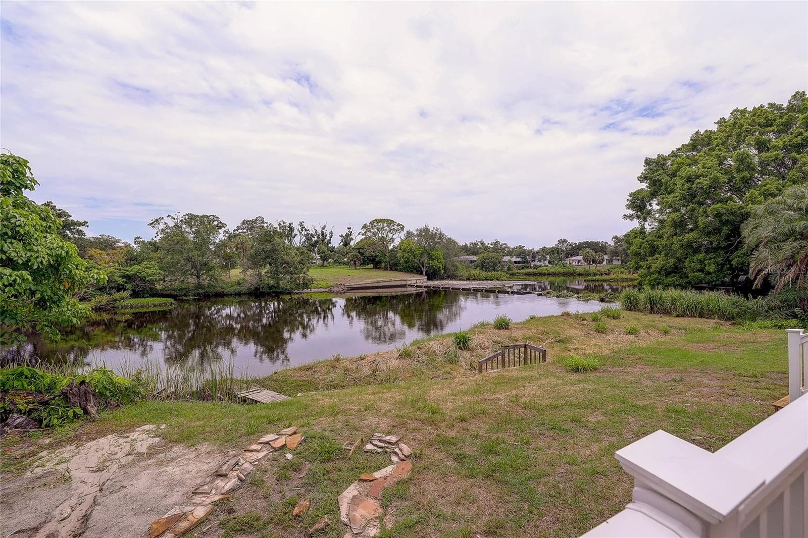 Single Family Residence at 3214 N SECLUSION DR, SARASOTA, photo 37 of 45