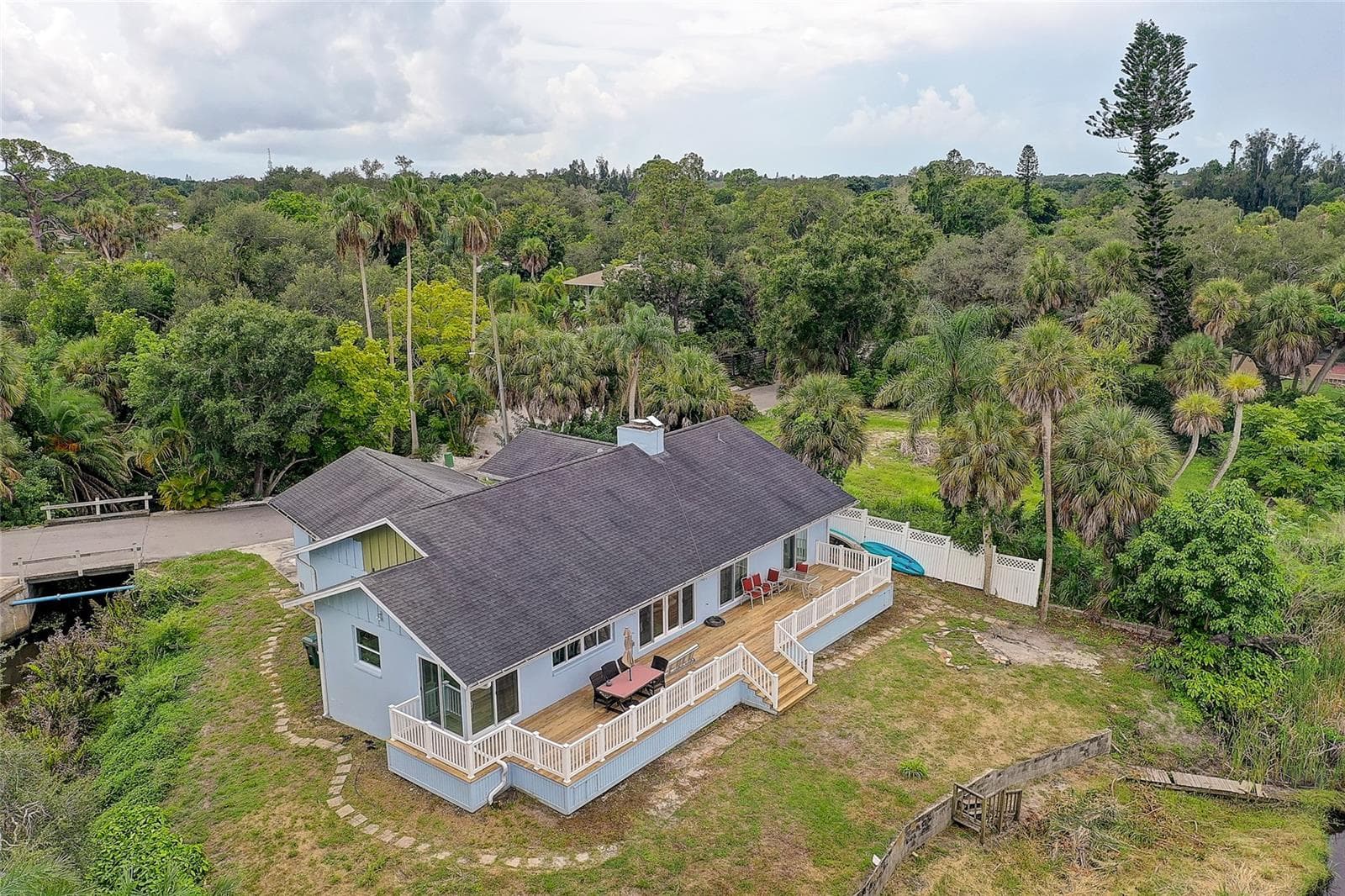 Single Family Residence at 3214 N SECLUSION DR, SARASOTA, photo 40 of 45