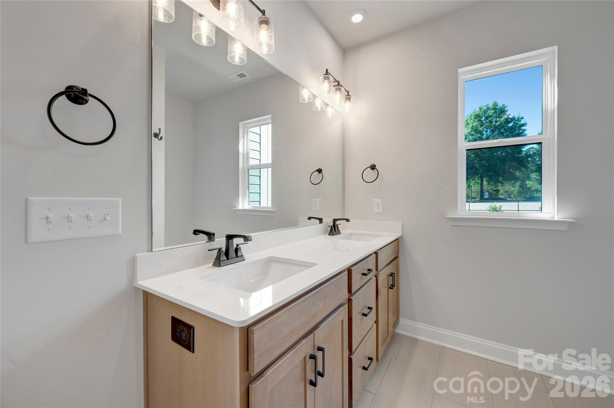 Benton Hardwood Seaboard Cabinets - Fort Mill