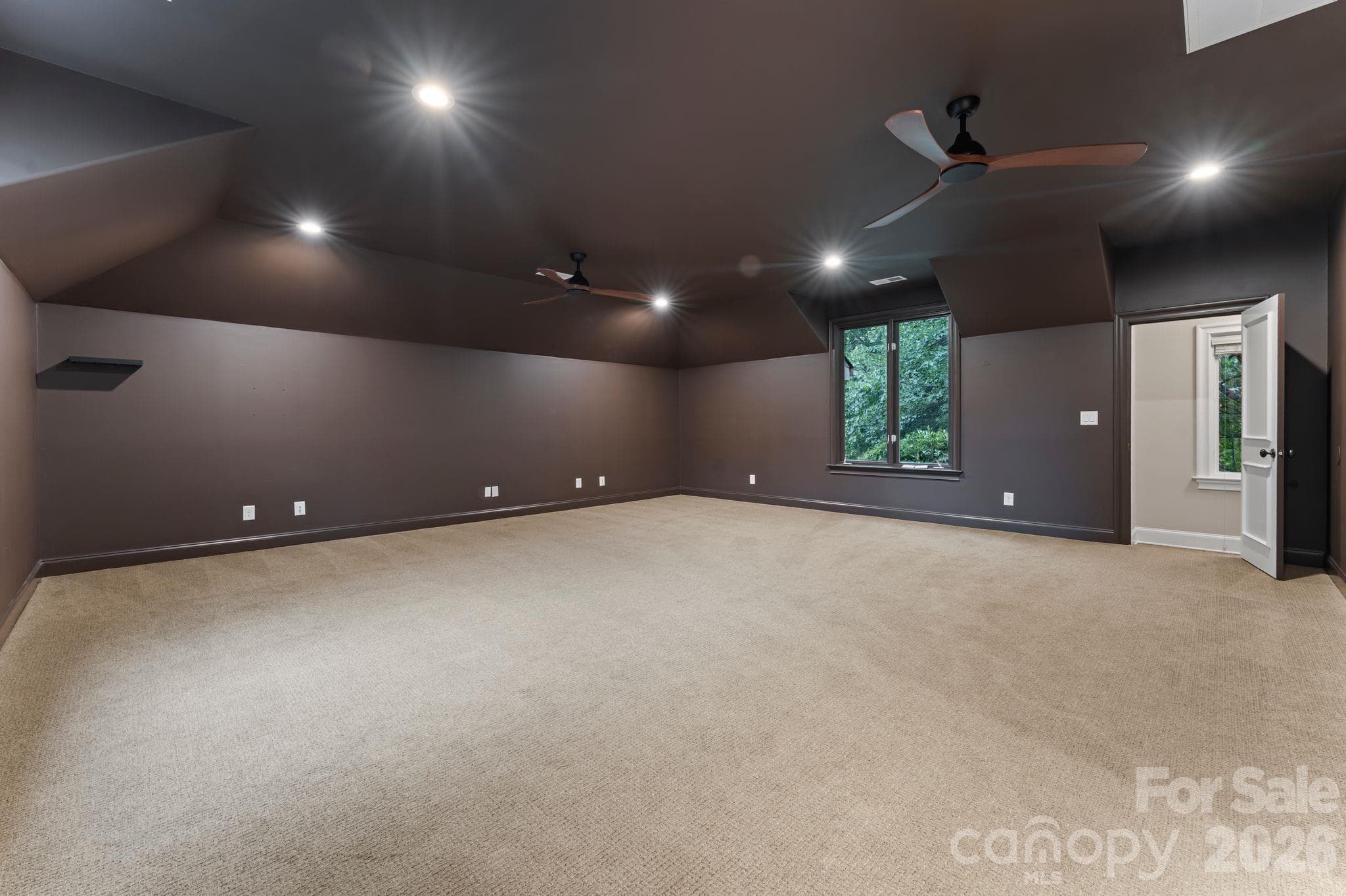 Single Family Residence at 11808 Pleasant Wyatt Place, Charlotte, photo 37 of 48