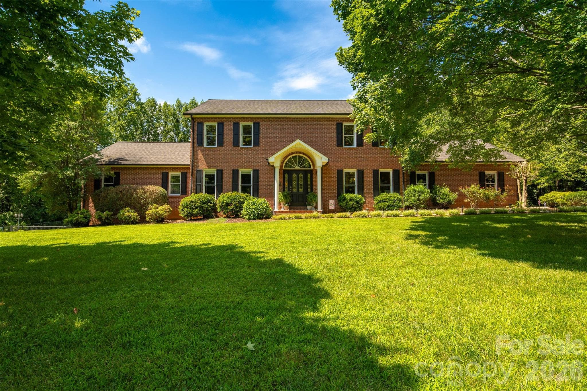 Single Family Residence at 1413 Windemere Lane, Hickory, photo 2 of 48