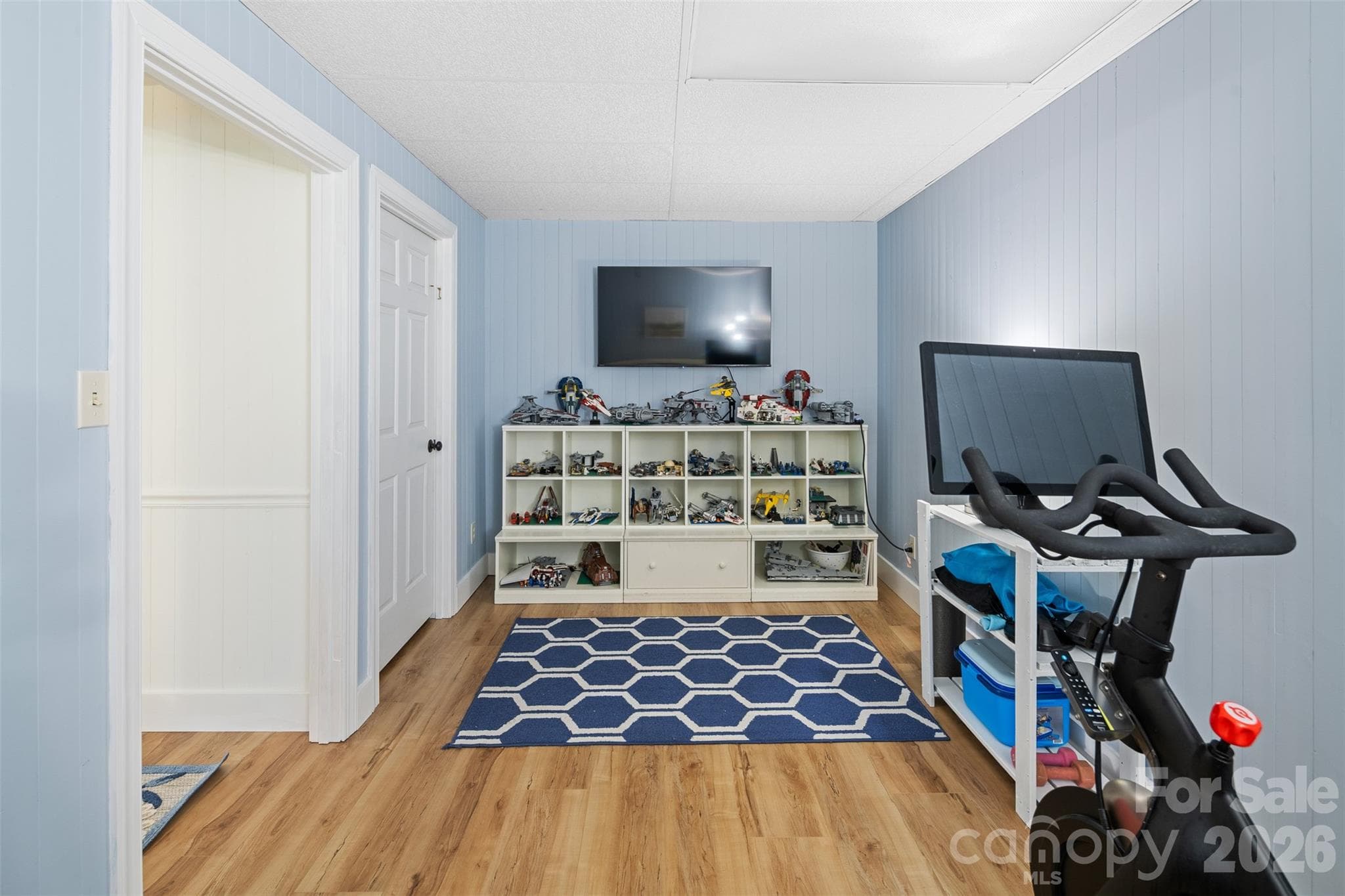 Single Family Residence at 1413 Windemere Lane, Hickory, photo 38 of 48